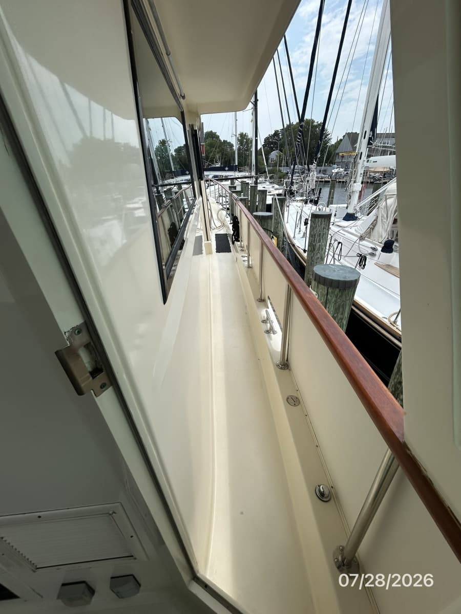 1987 Hatteras  - Photo 13