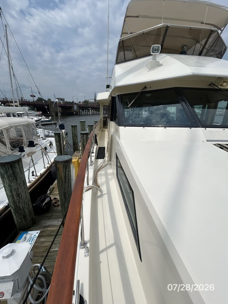 1987 Hatteras  - Photo 12