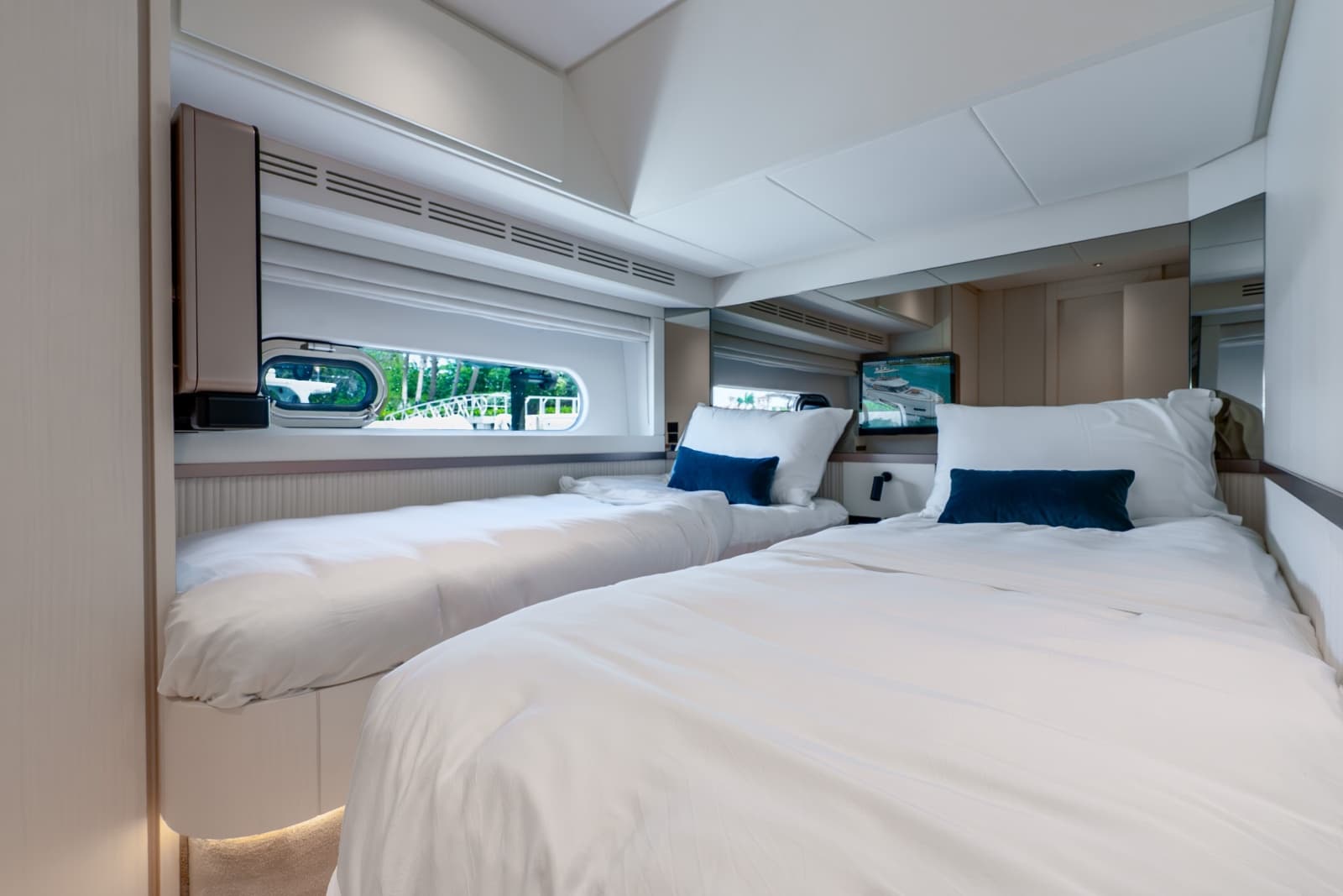 2023 Azimut Magellano 66 - Photo 19
