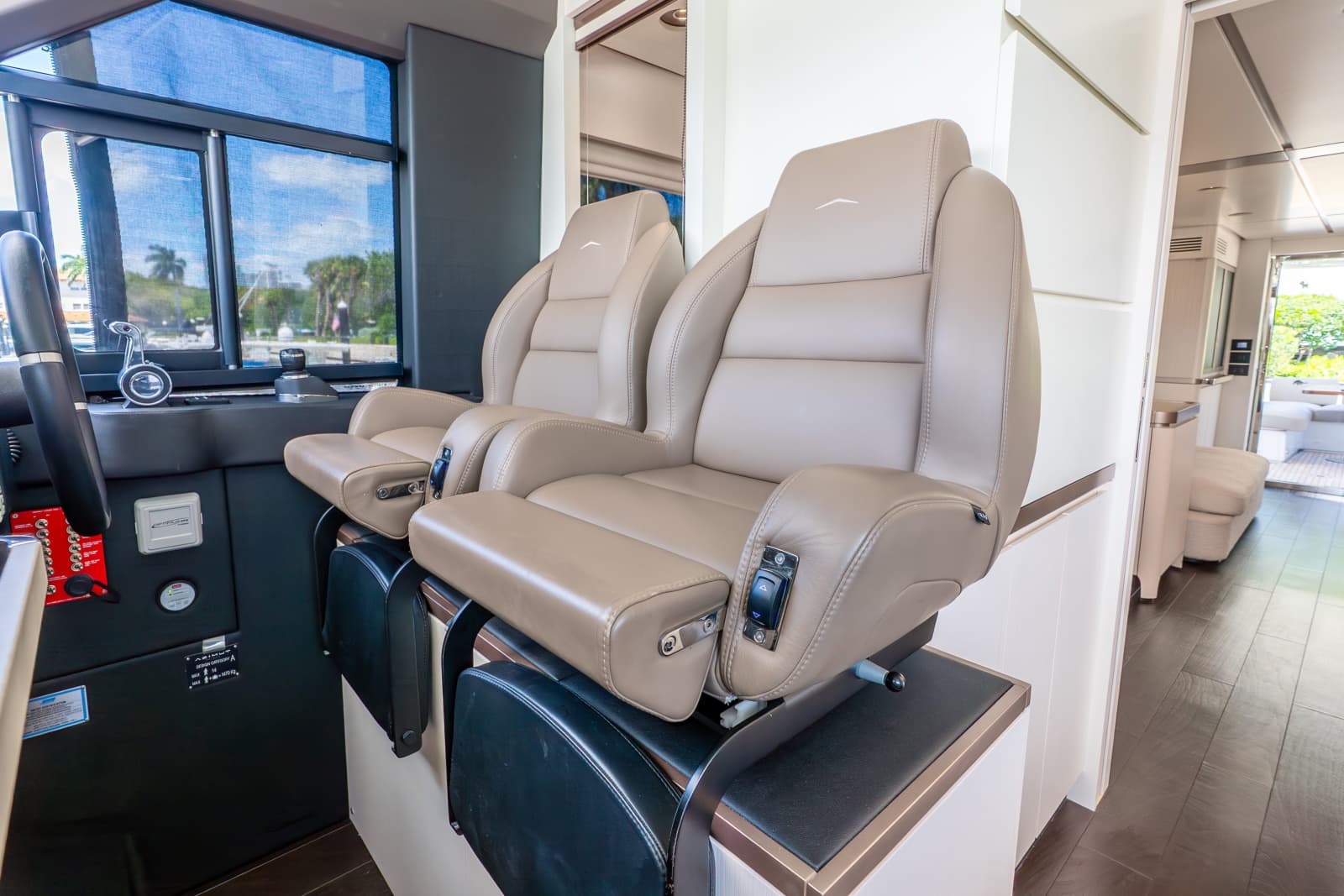 2023 Azimut Magellano 66 - Photo 23