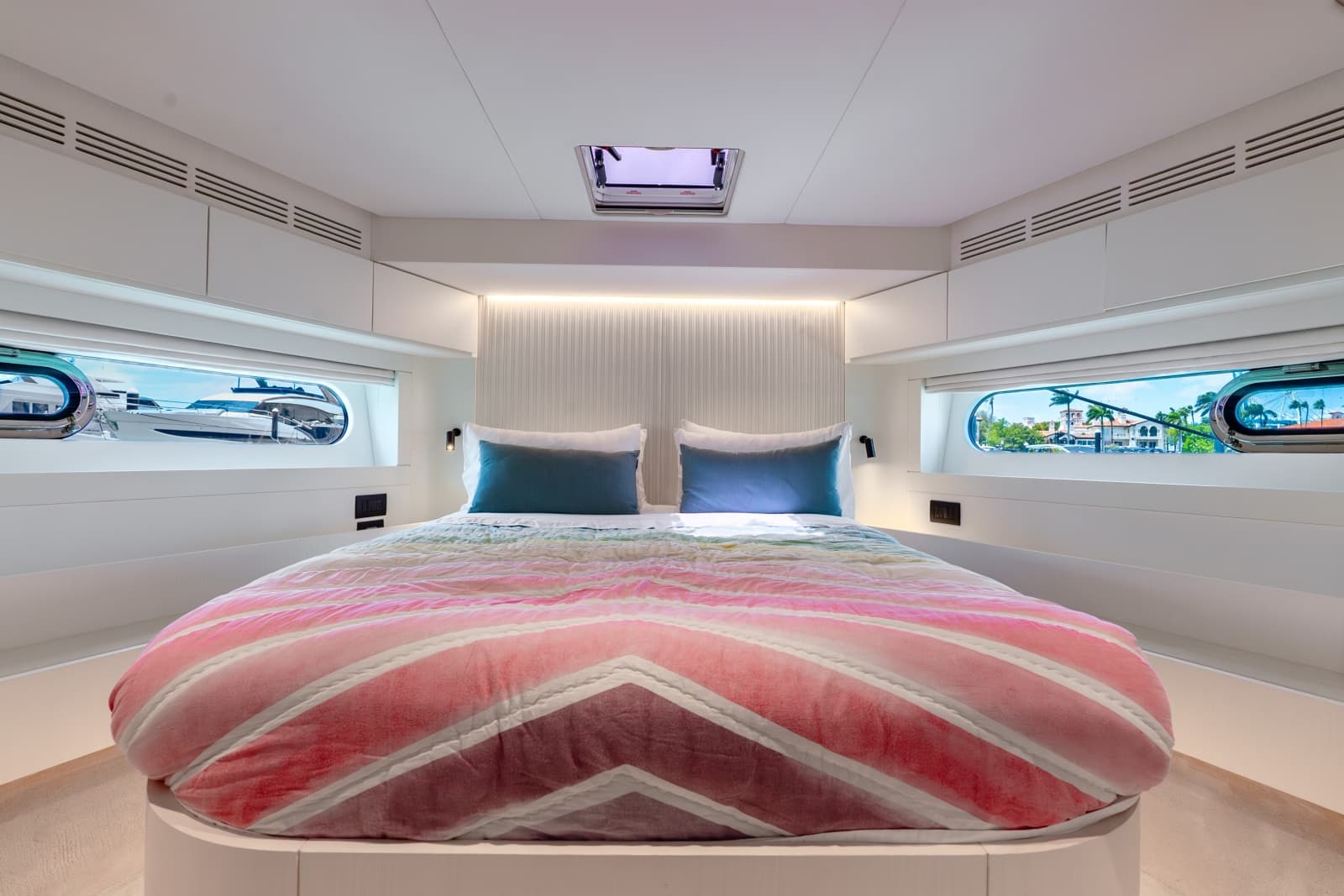 2023 Azimut Magellano 66 - Photo 15