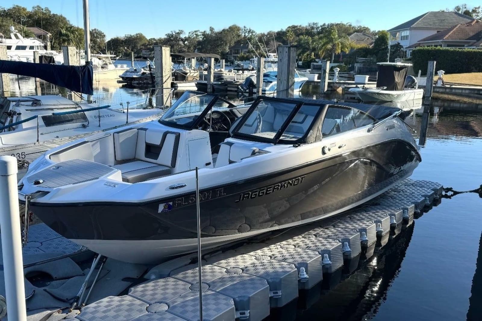 2023 Yamaha Boats SX220 - Photo 2