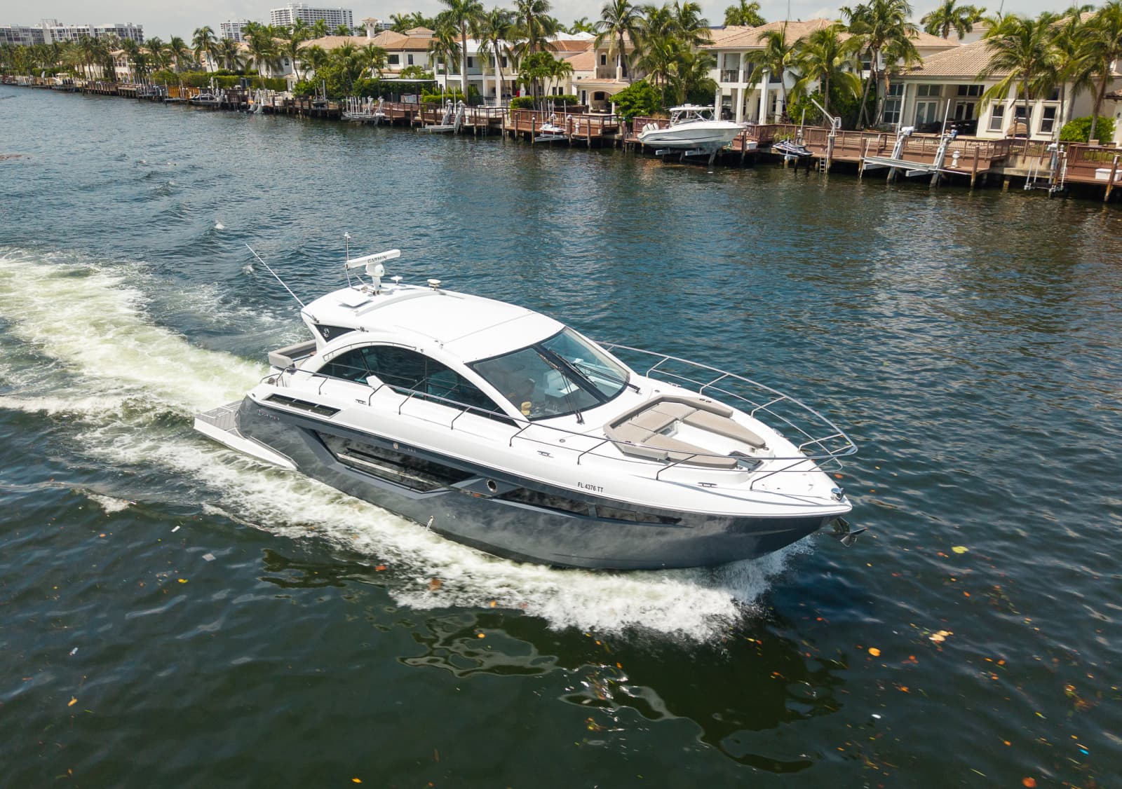 2023 Cruisers Yachts 50 C - Photo 8
