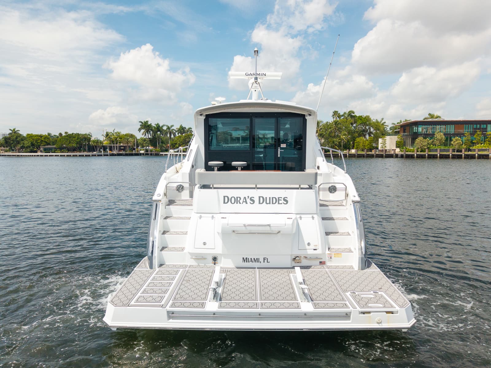 2023 Cruisers Yachts 50 C - Photo 9