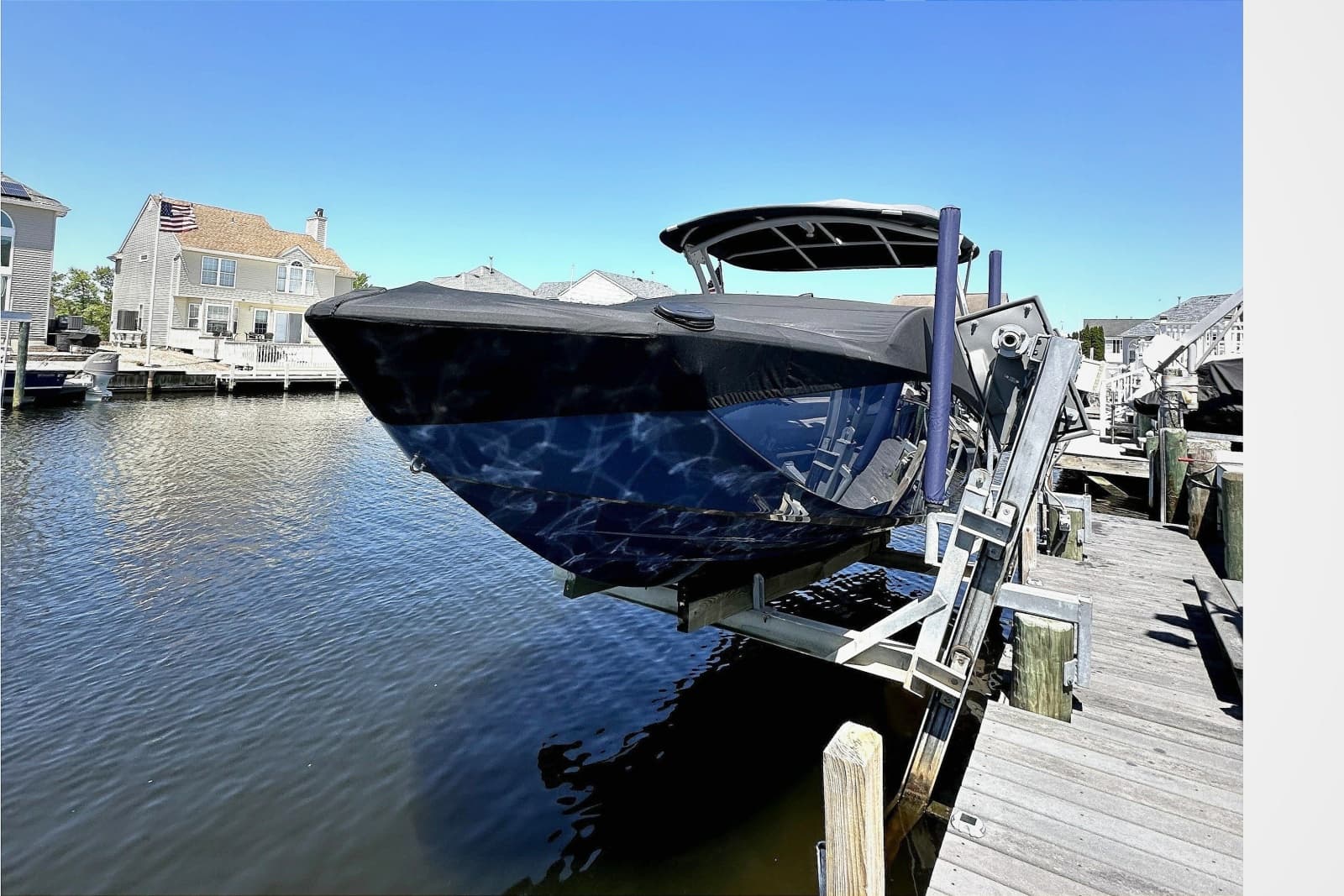 2023 Yamaha Boats 275SE - Photo 2