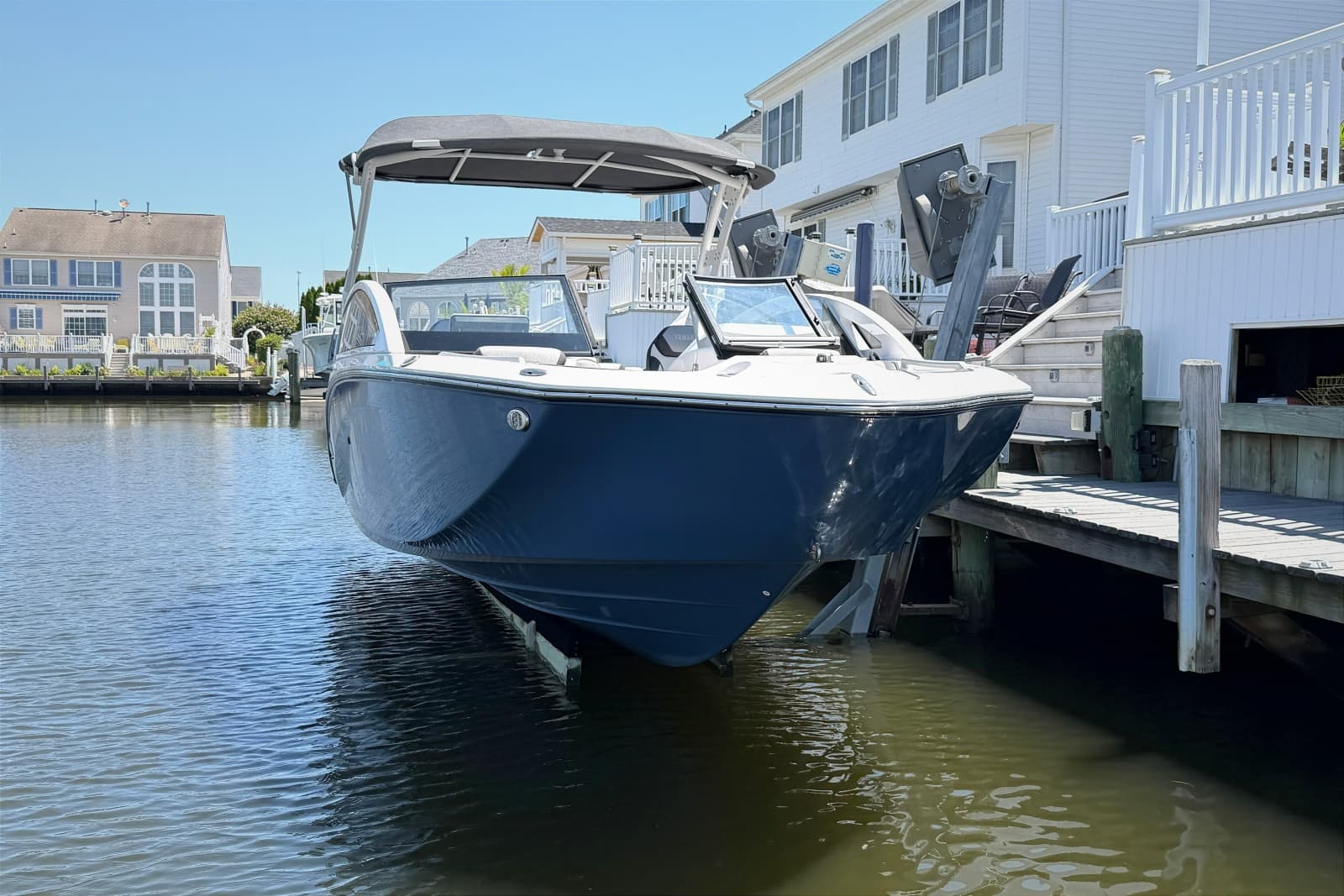 2023 Yamaha Boats 275SE - Photo 3