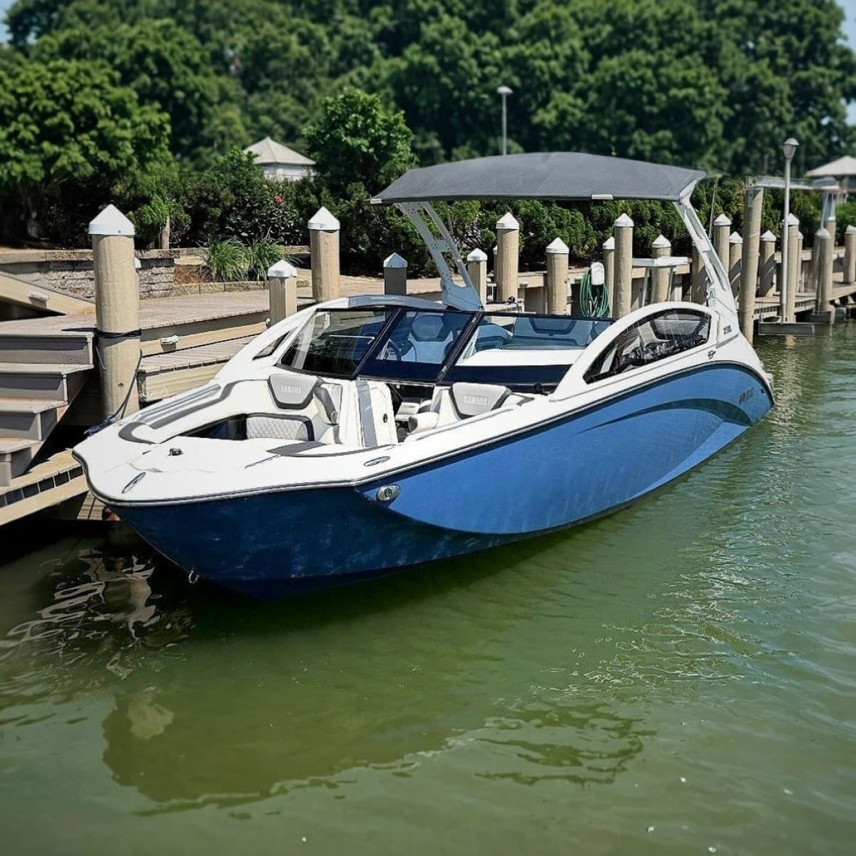 2023 Yamaha Boats 275SE - Photo 1