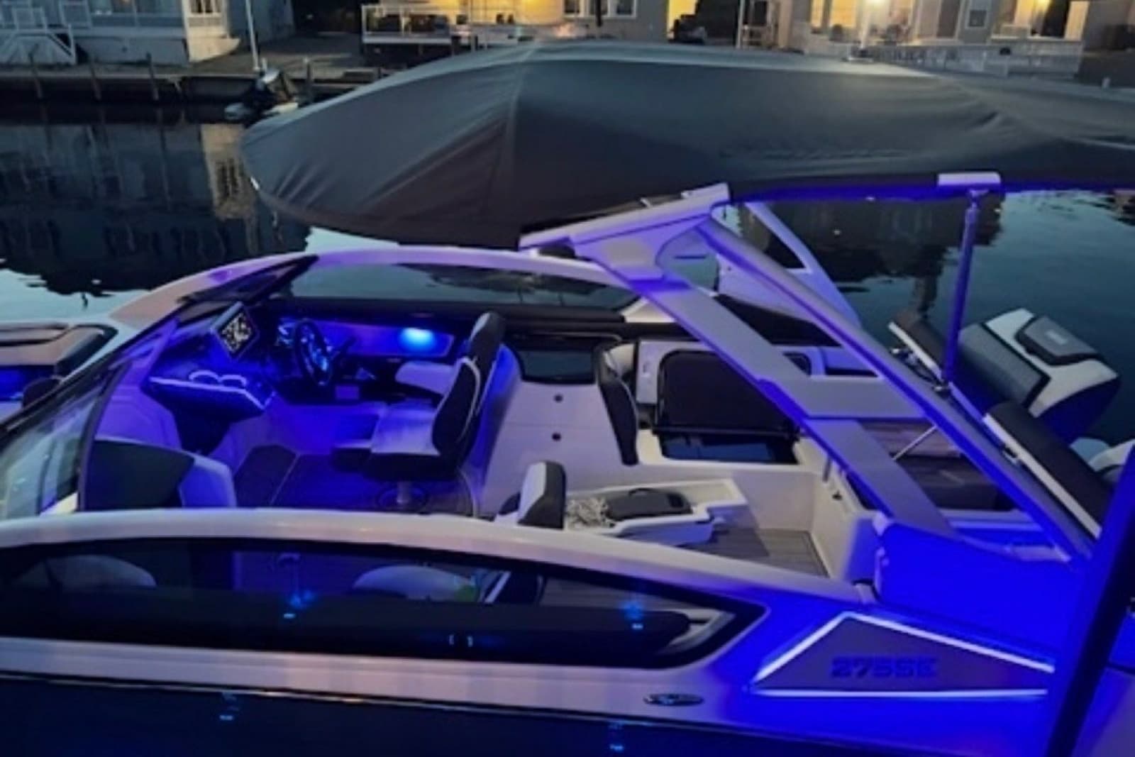 2023 Yamaha Boats 275SE - Photo 6