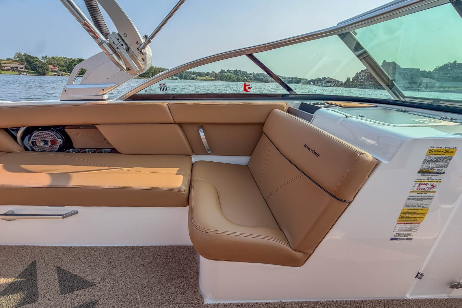 2021 Mastercraft XT23 - Photo 32