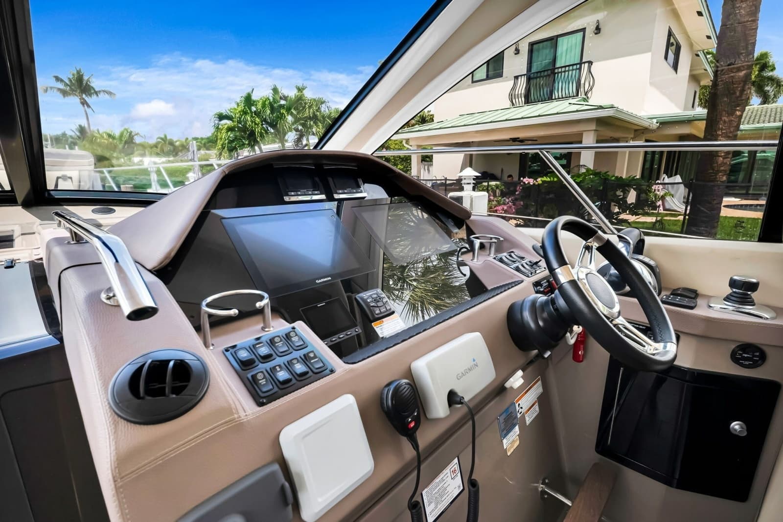 2017 Regal 53 Sport Coupe - Photo 49