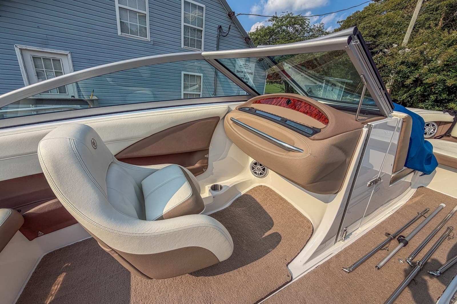 2011 Cobalt 210 - Photo 12