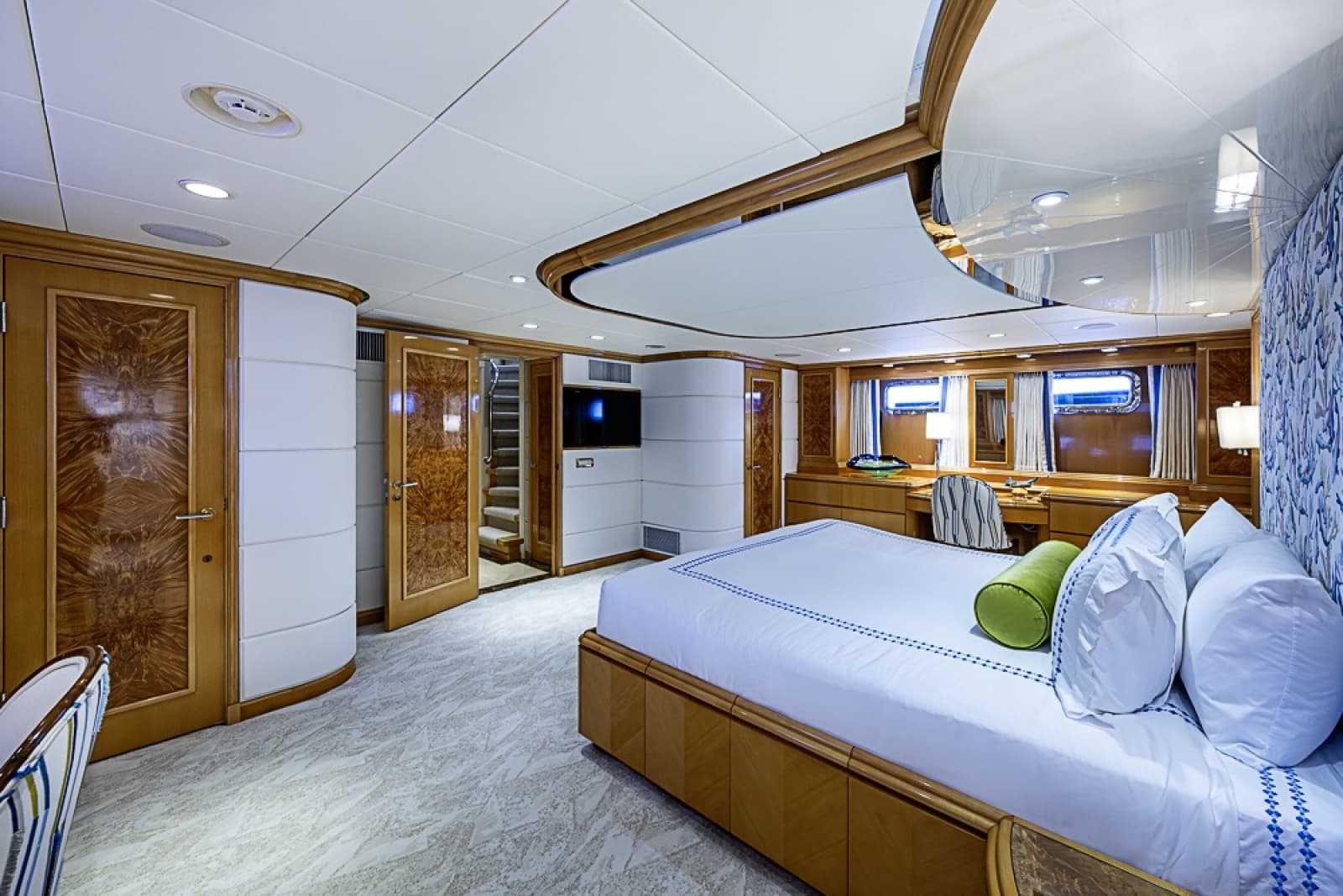 1997 Delta Marine Tri-Deck Motor Yacht - Photo 23