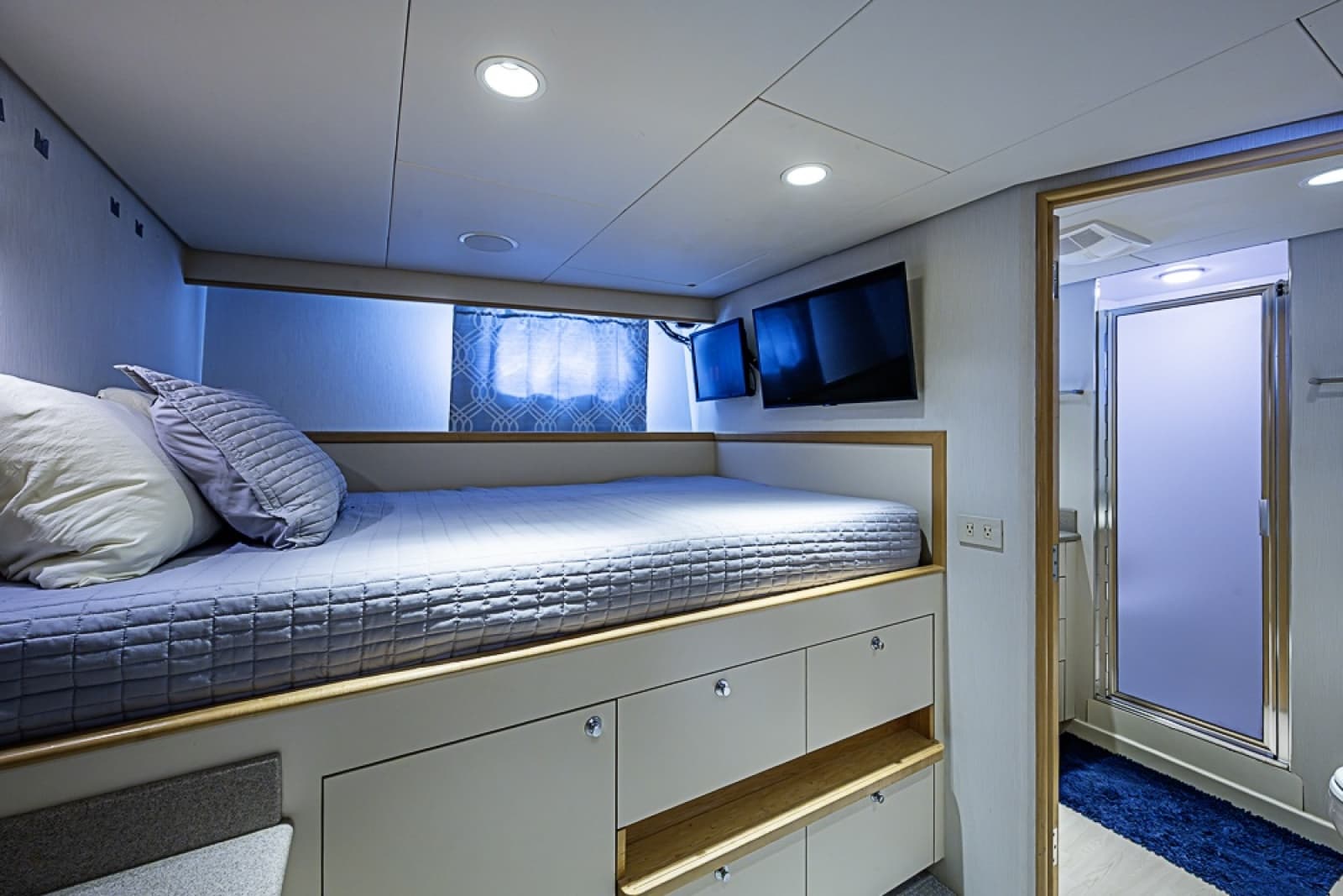 1997 Delta Marine Tri-Deck Motor Yacht - Photo 72