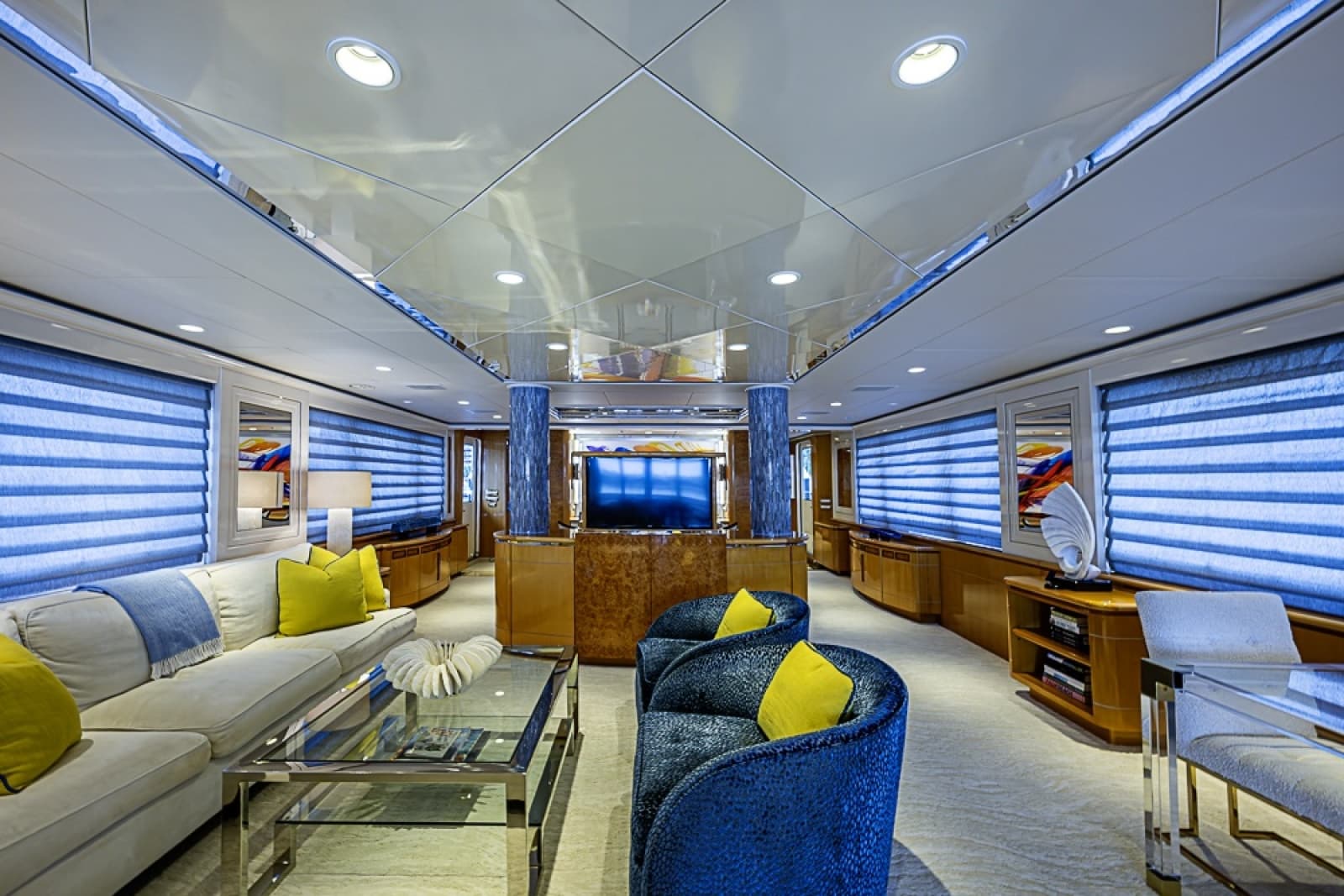 1997 Delta Marine Tri-Deck Motor Yacht - Photo 5