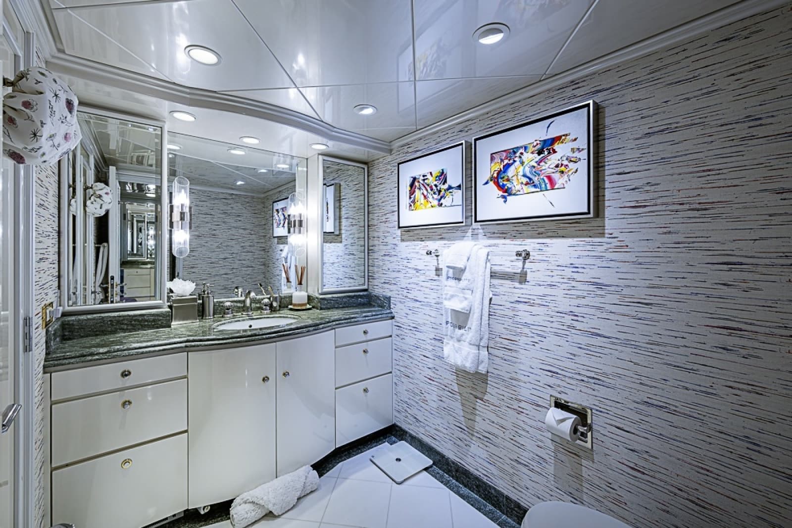 1997 Delta Marine Tri-Deck Motor Yacht - Photo 27