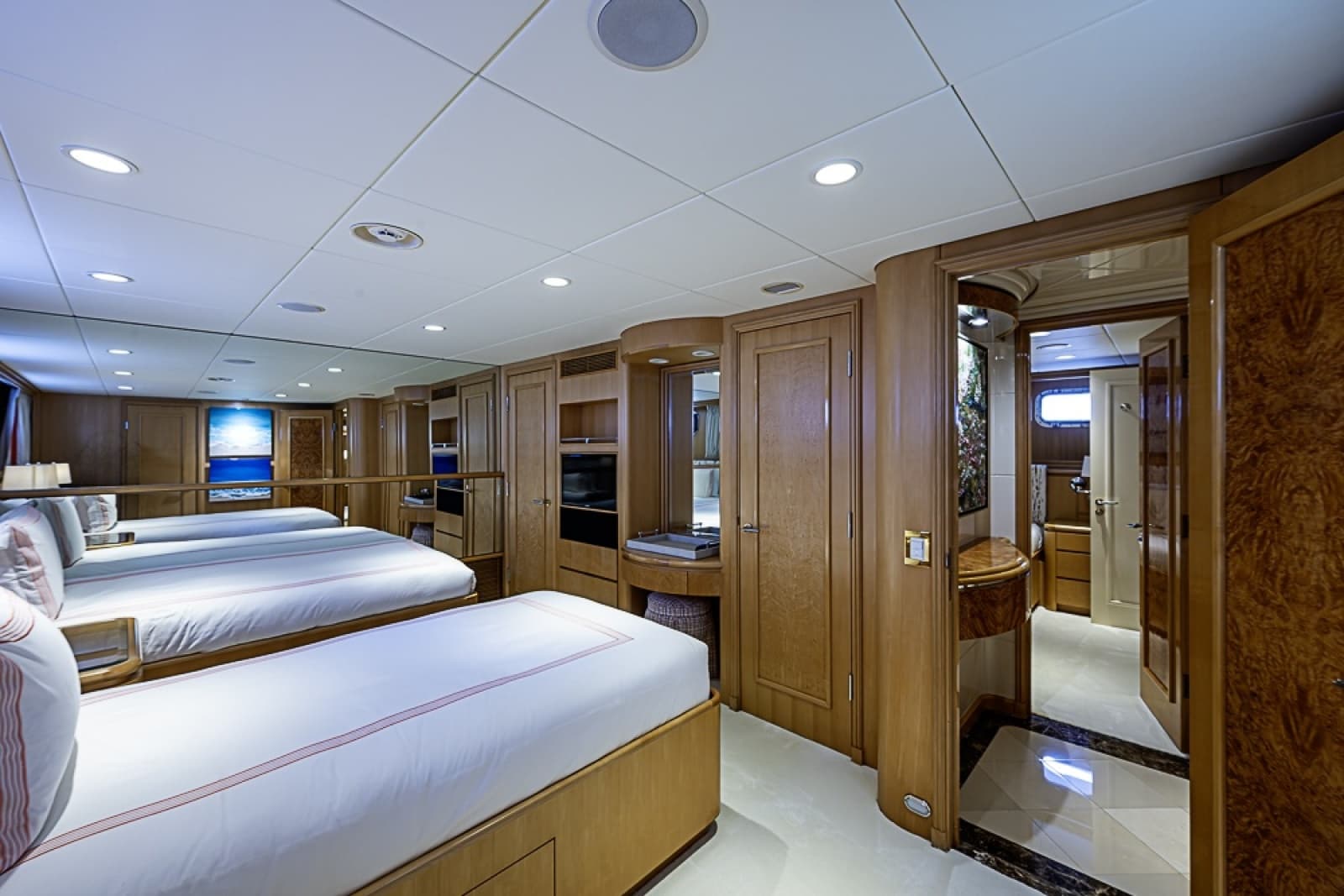 1997 Delta Marine Tri-Deck Motor Yacht - Photo 37