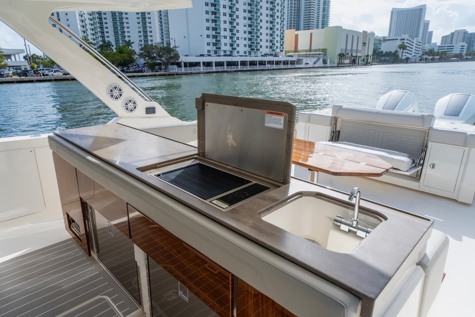 2024 Tiara Yachts 43 LS - Photo 19