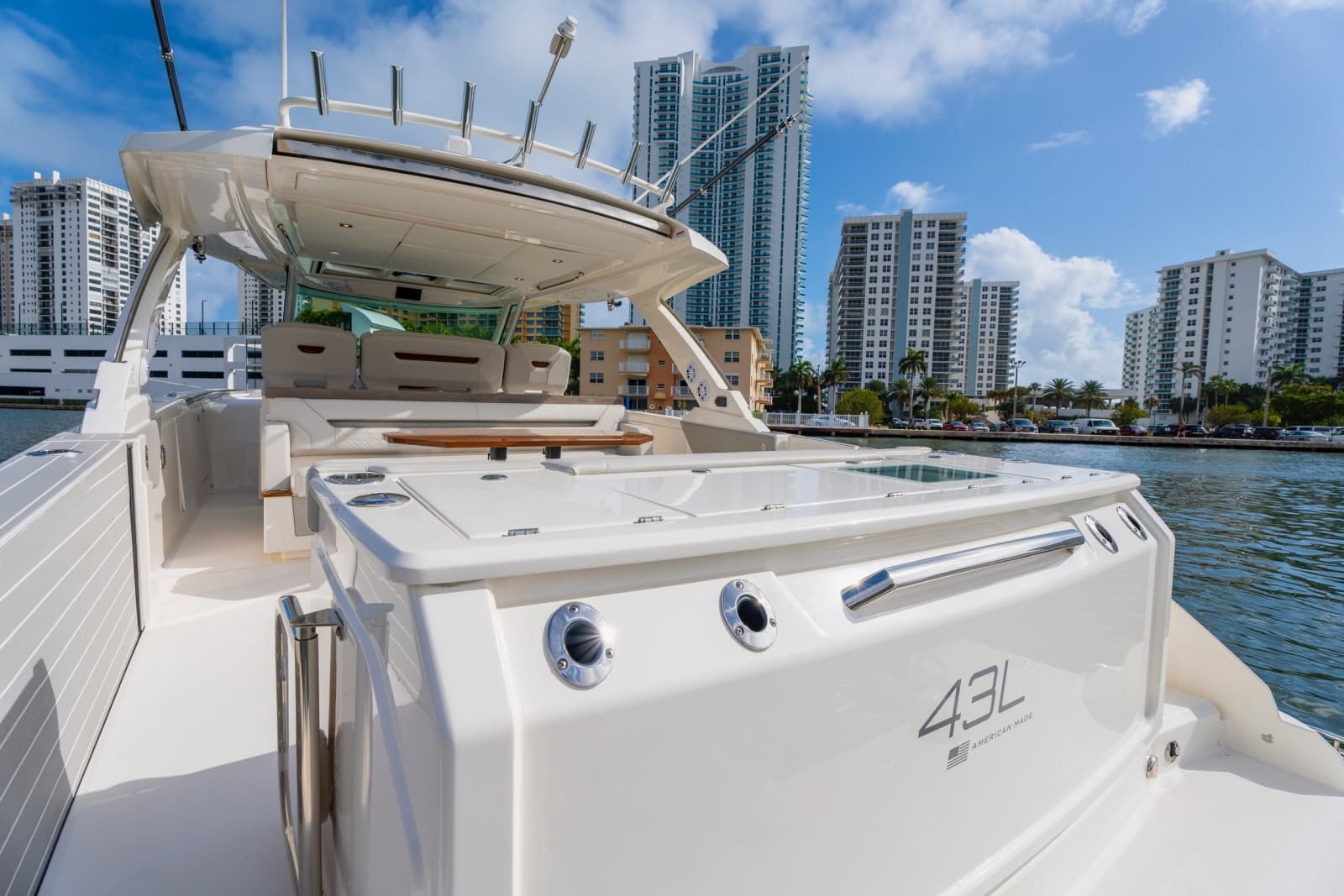 2024 Tiara Yachts 43 LS - Photo 43