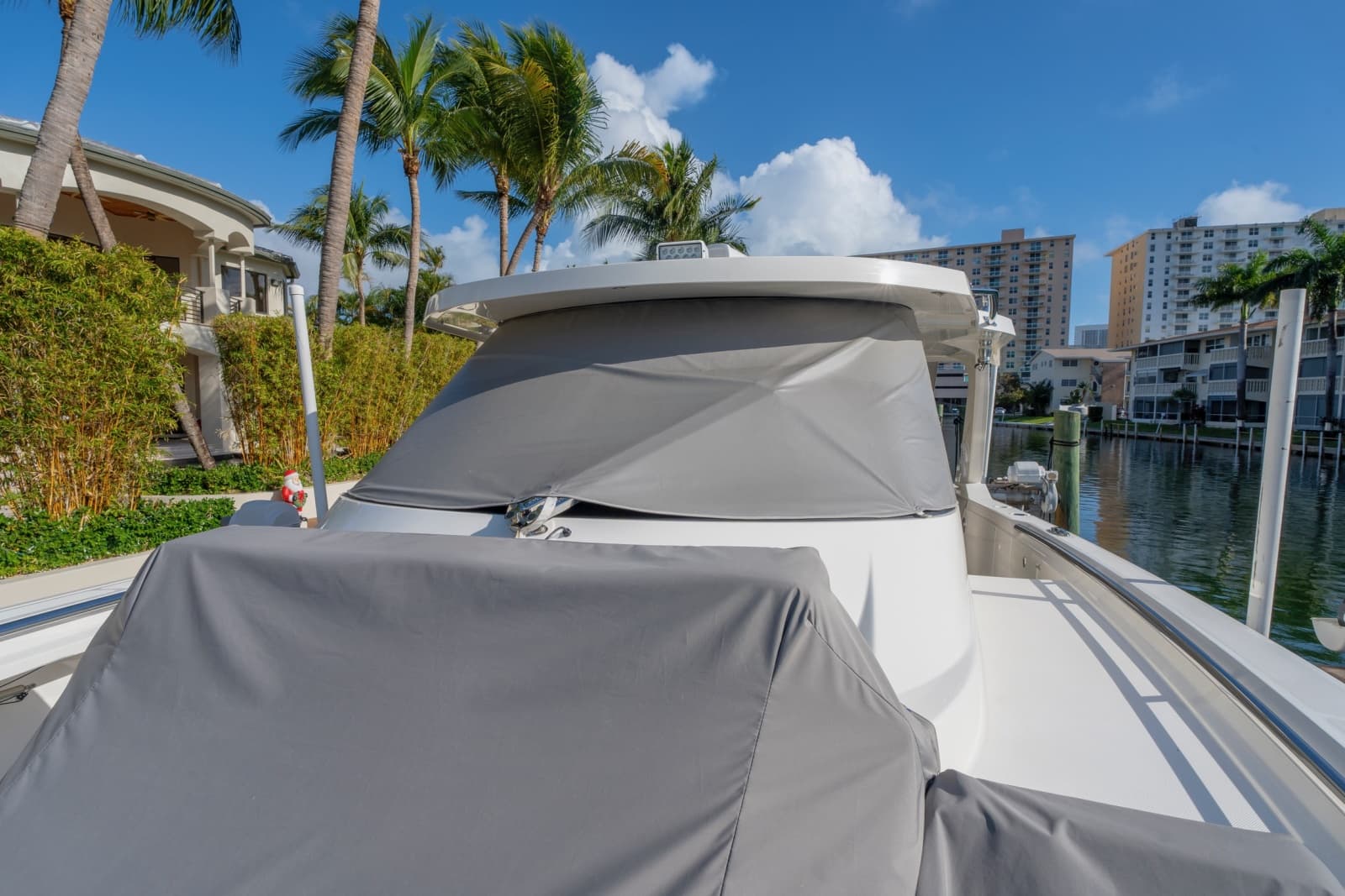2024 Tiara Yachts 43 LS - Photo 54