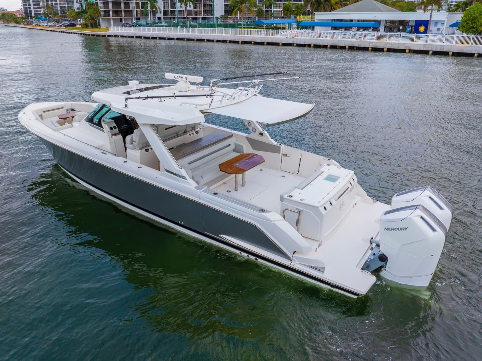 2024 Tiara Yachts 43 LS - Photo 6