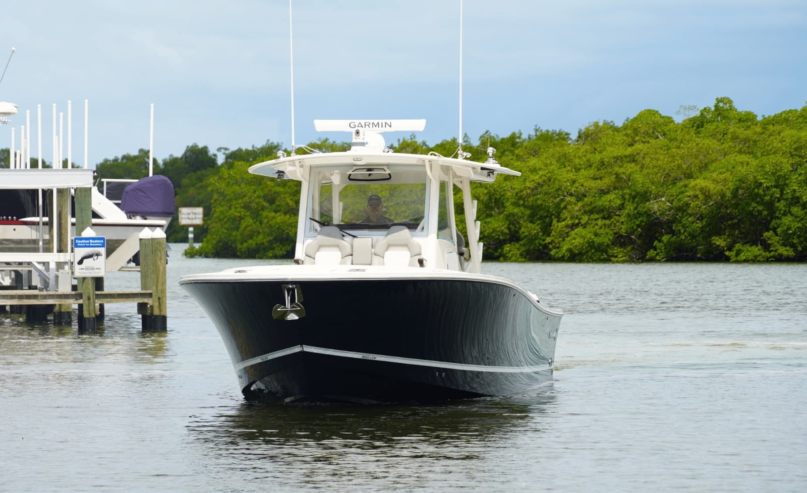 2024 Regulator 37 - Photo 4