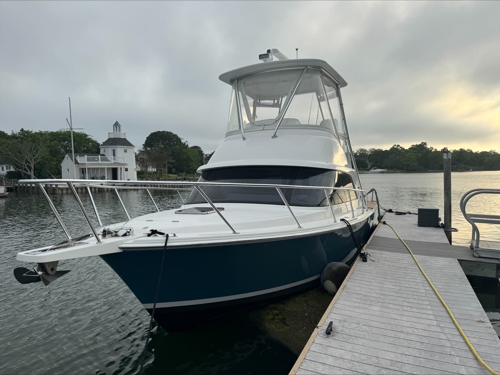 2021 Bertram 35 Flybridge - Photo 4
