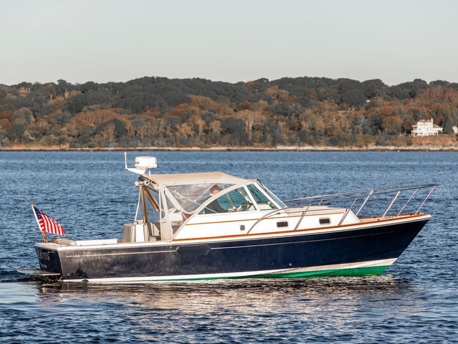 2007 Hunt Yachts Surfhunter 29 - Photo 2