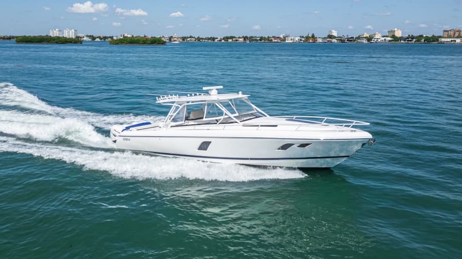2014 Intrepid 400 Cuddy - Photo 6