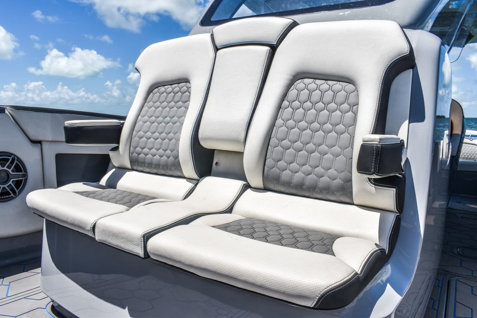 2022 Deep Impact 399 Cabin - Photo 14