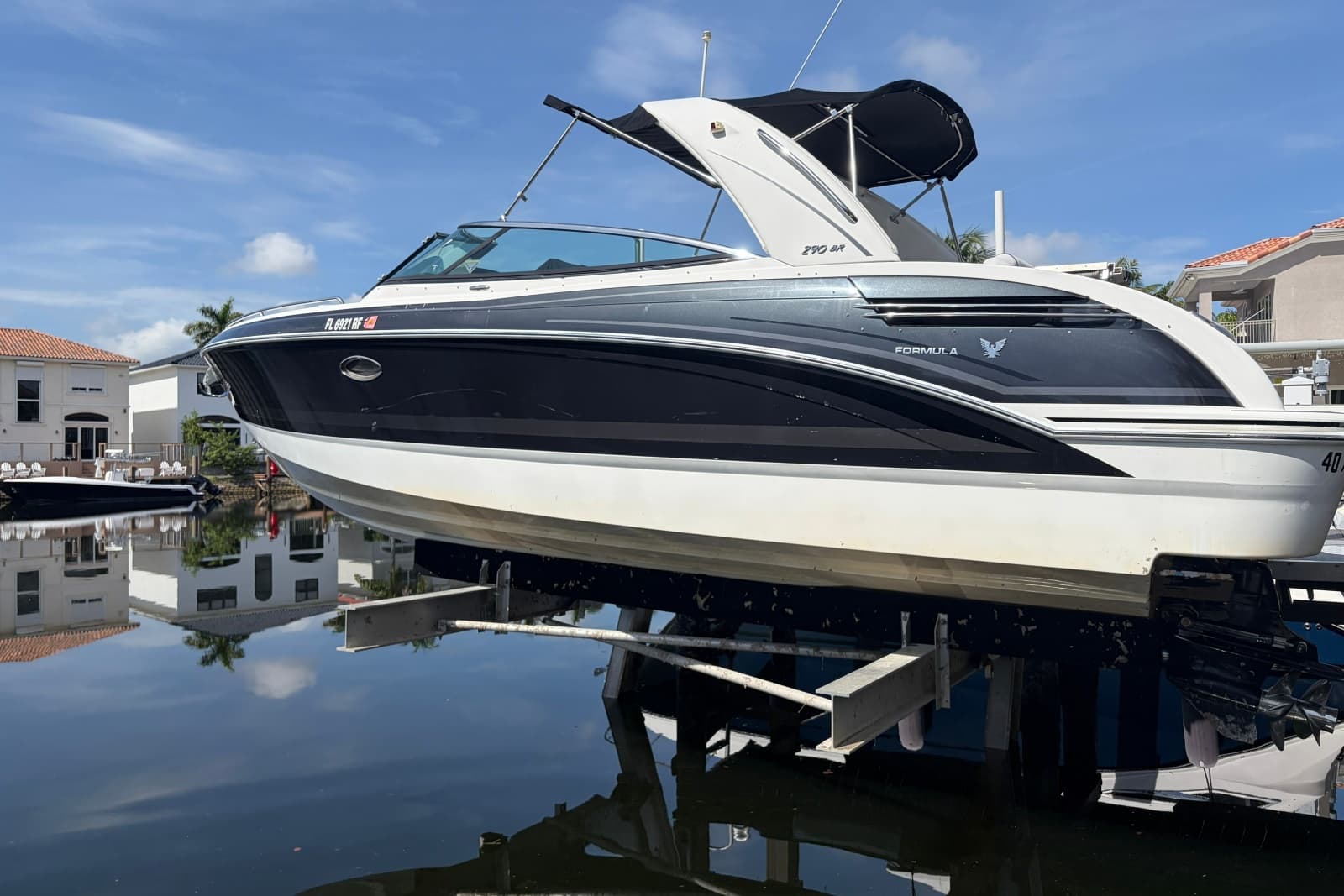 2017 Formula 290 Bowrider - Photo 2