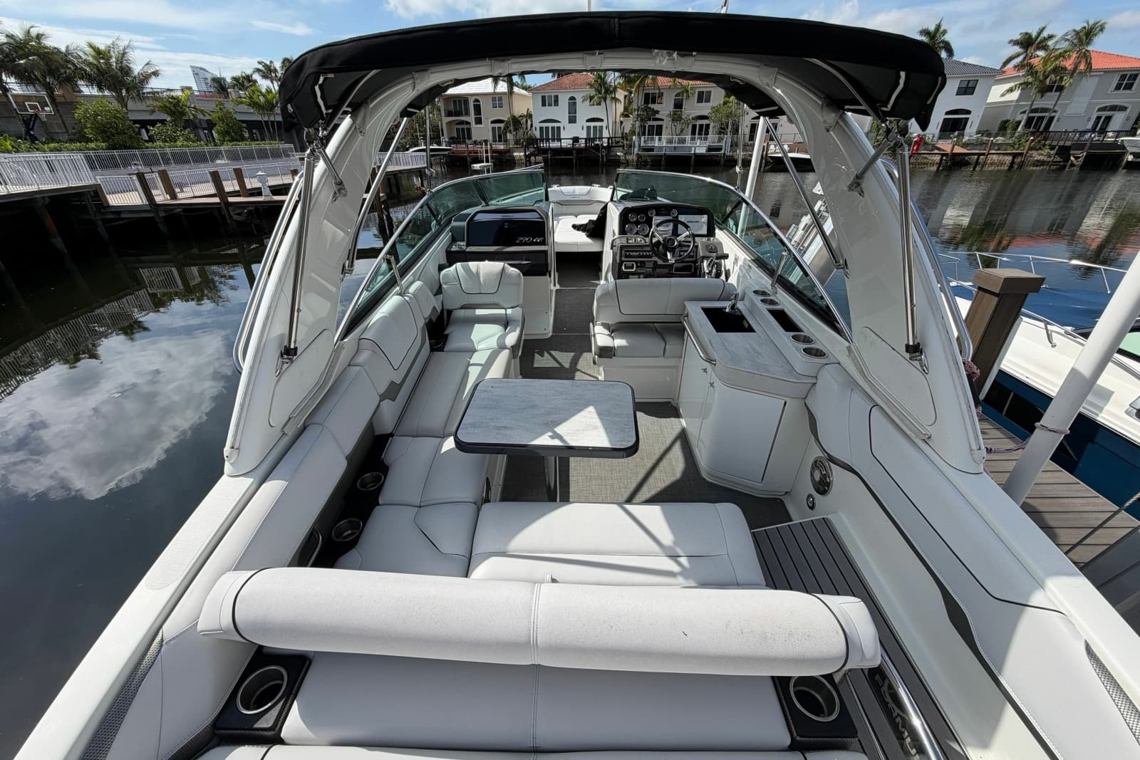 2017 Formula 290 Bowrider - Photo 6