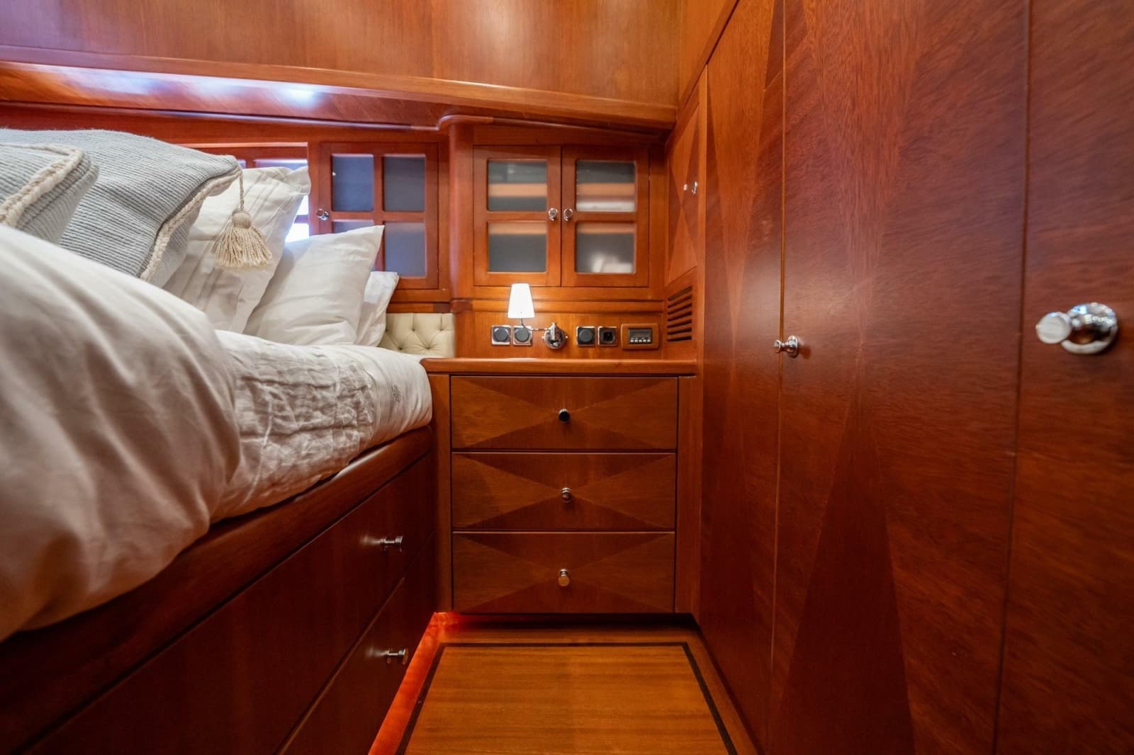 2006 Vicem 62 Custom - Photo 60