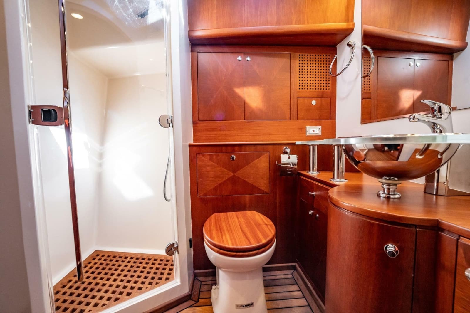 2006 Vicem 62 Custom - Photo 72