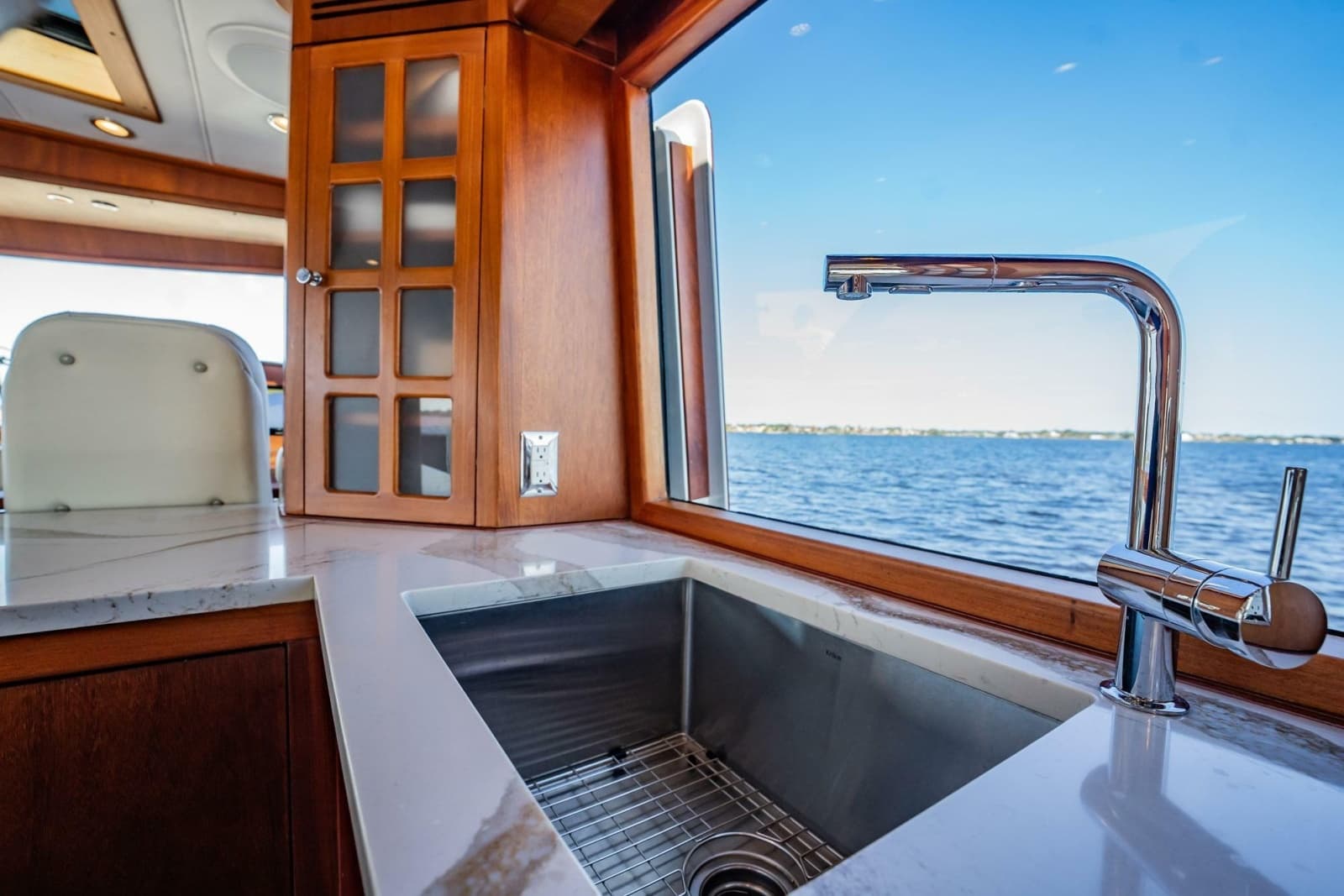 2006 Vicem 62 Custom - Photo 42