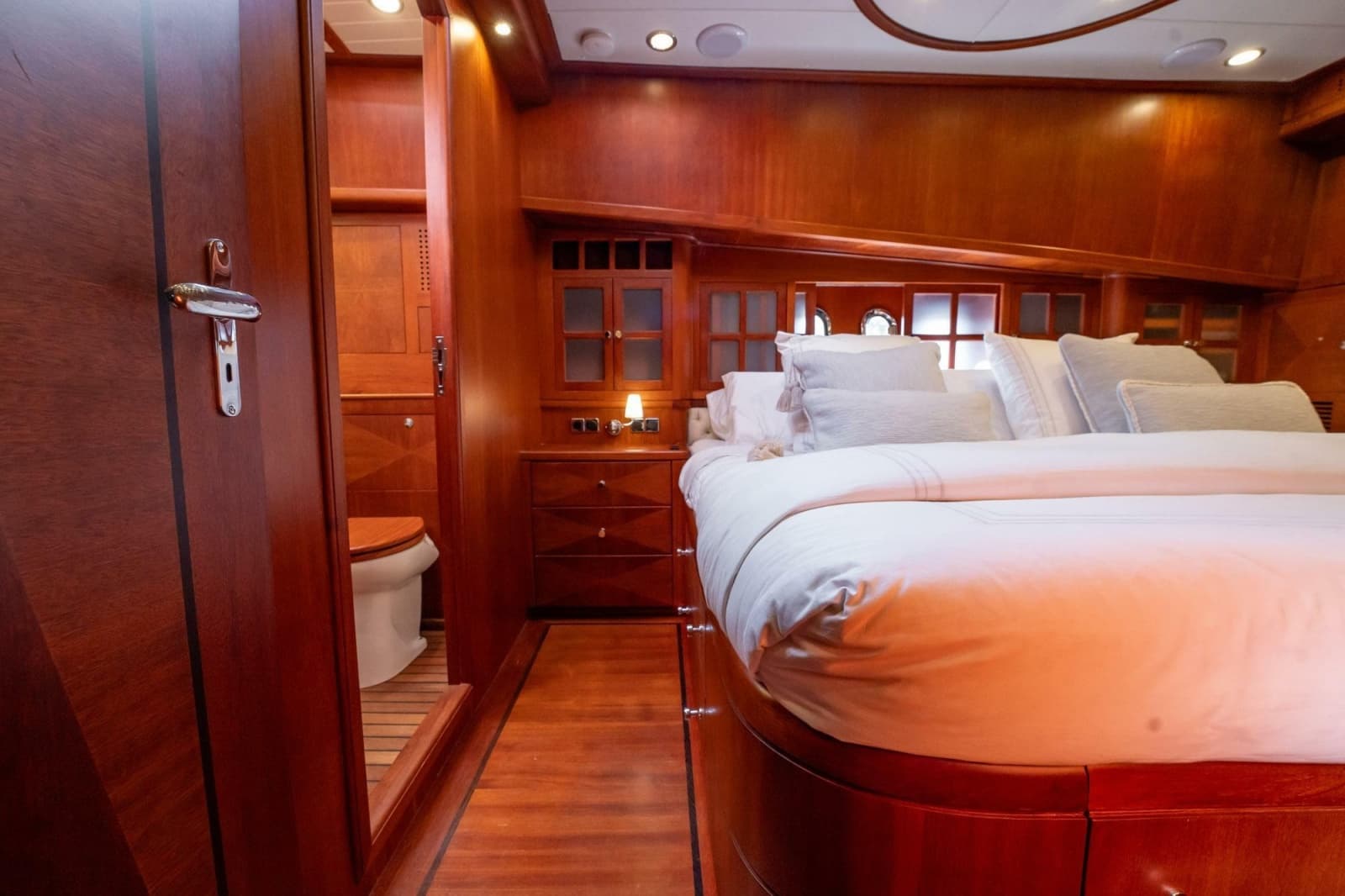 2006 Vicem 62 Custom - Photo 56