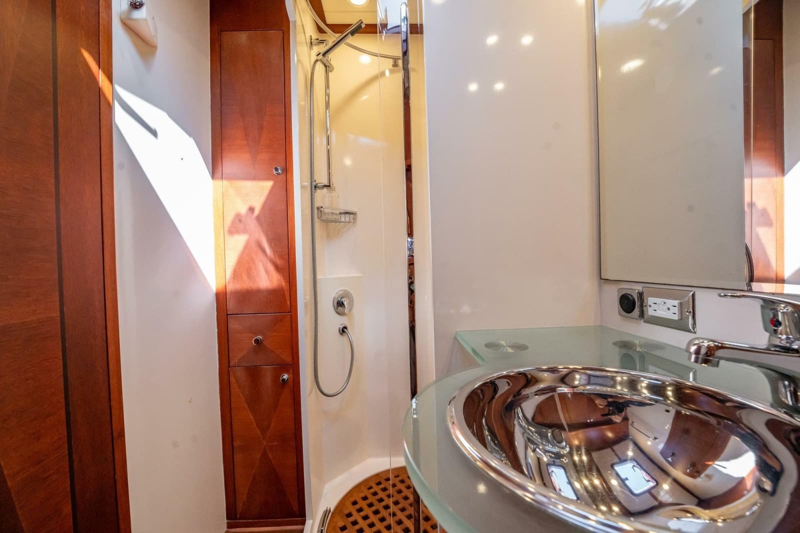 2006 Vicem 62 Custom - Photo 64