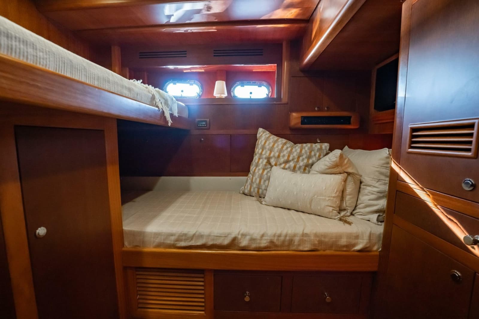 2006 Vicem 62 Custom - Photo 81