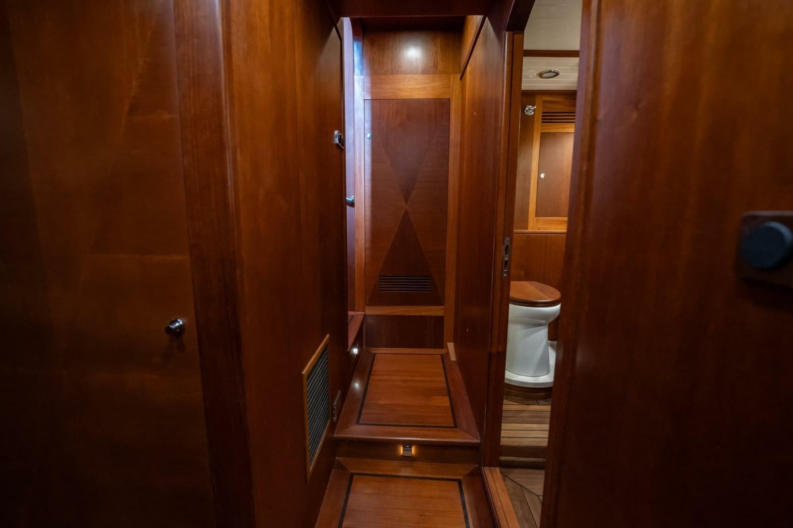 2006 Vicem 62 Custom - Photo 80