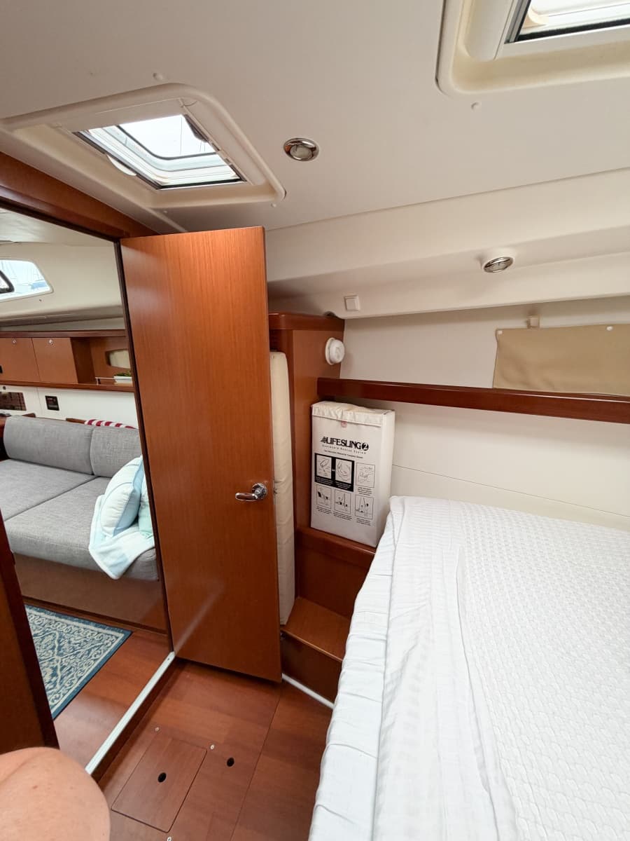 2009 Beneteau Oceanis 40 - Photo 47