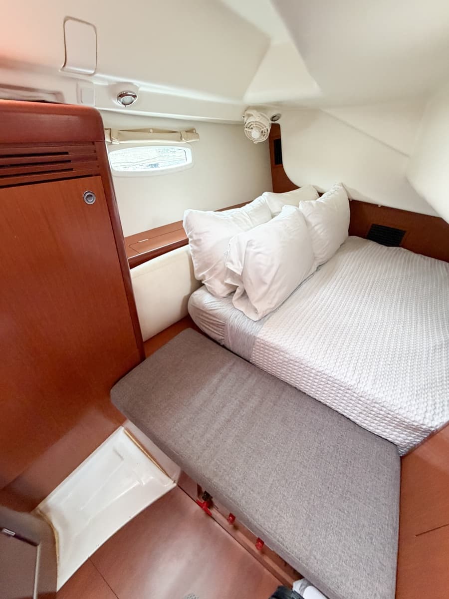 2009 Beneteau Oceanis 40 - Photo 55