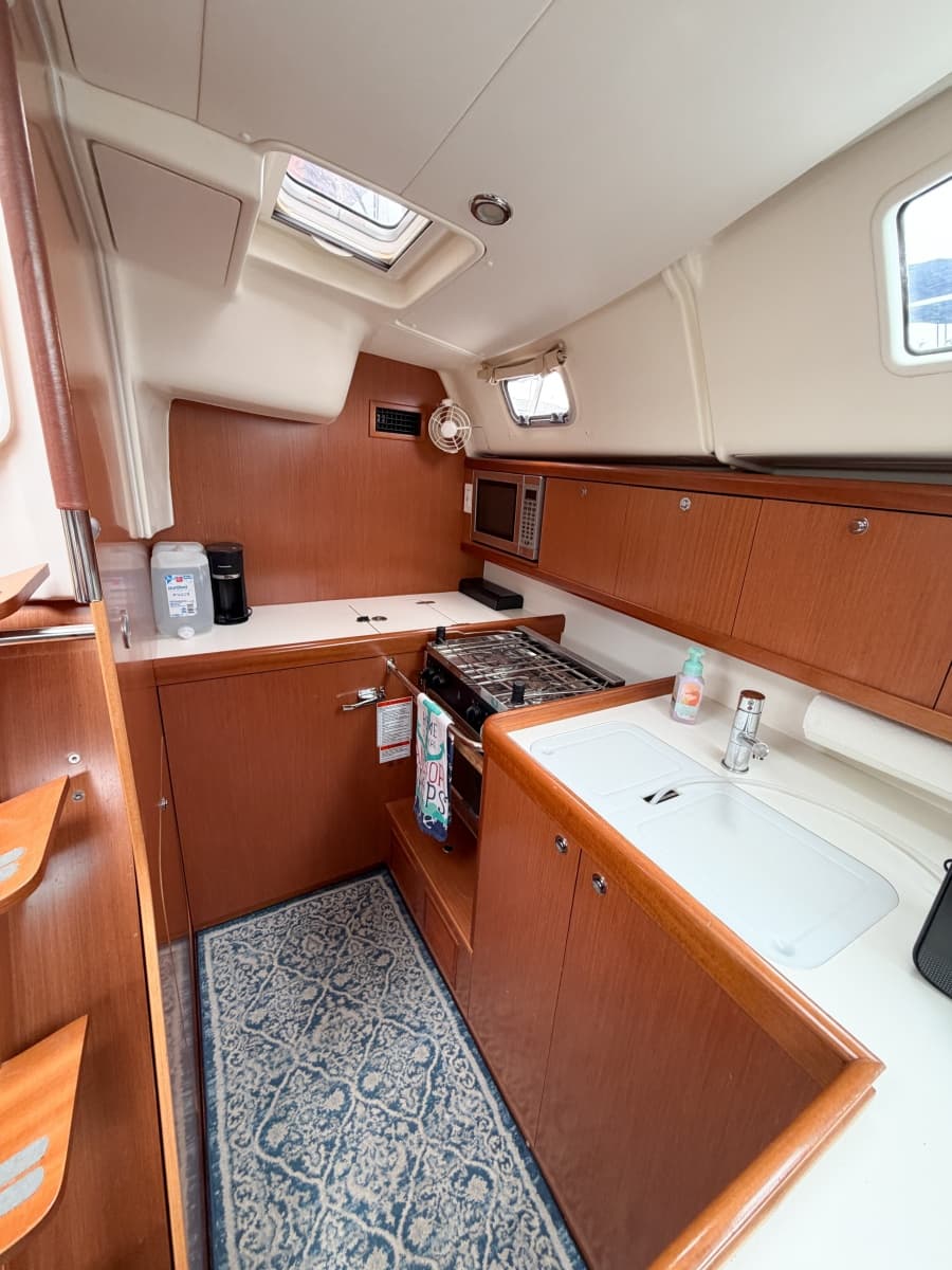 2009 Beneteau Oceanis 40 - Photo 33