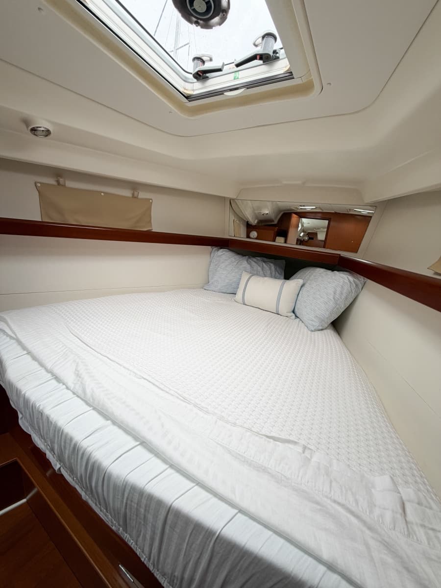 2009 Beneteau Oceanis 40 - Photo 45