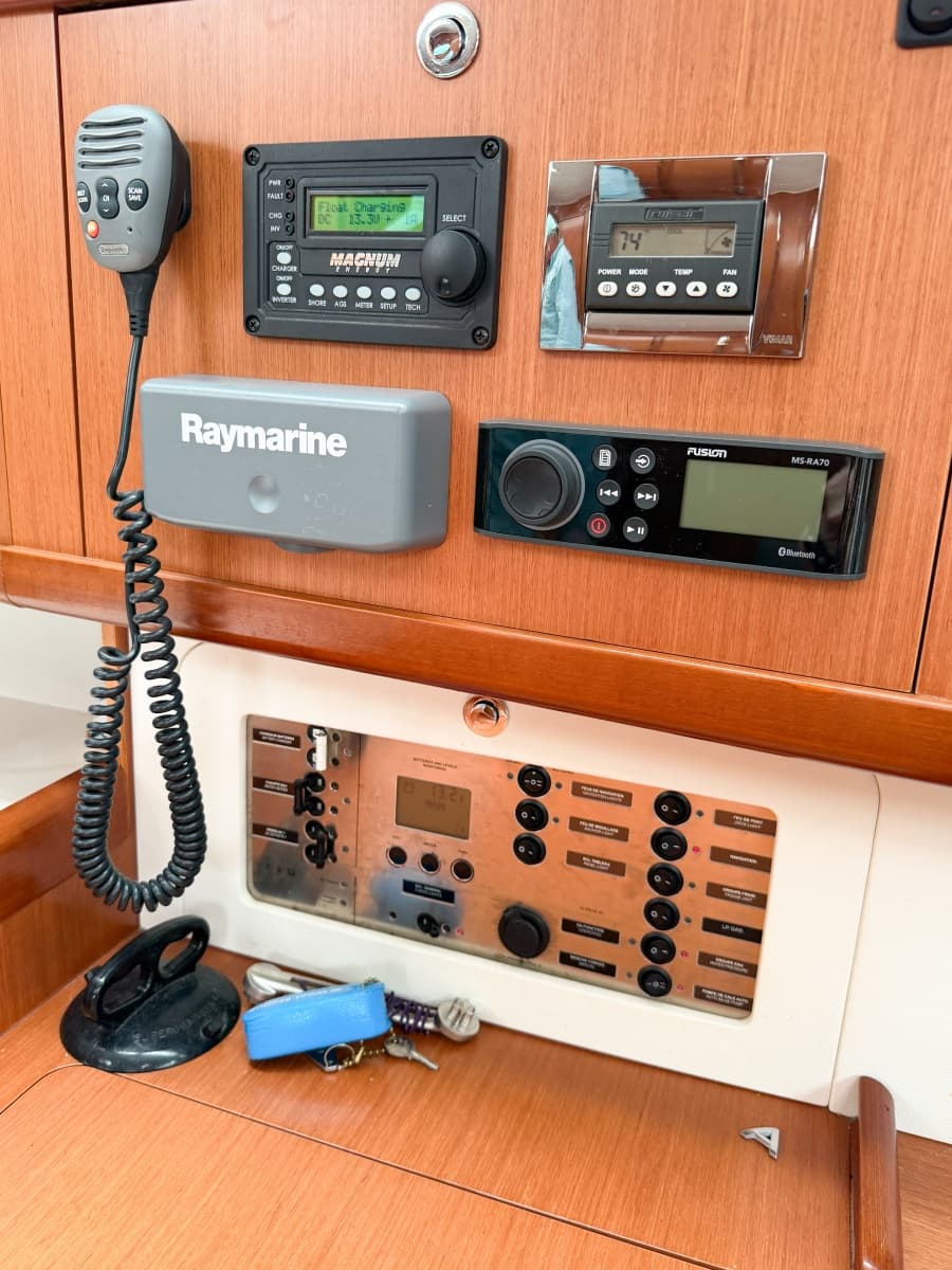 2009 Beneteau Oceanis 40 - Photo 69