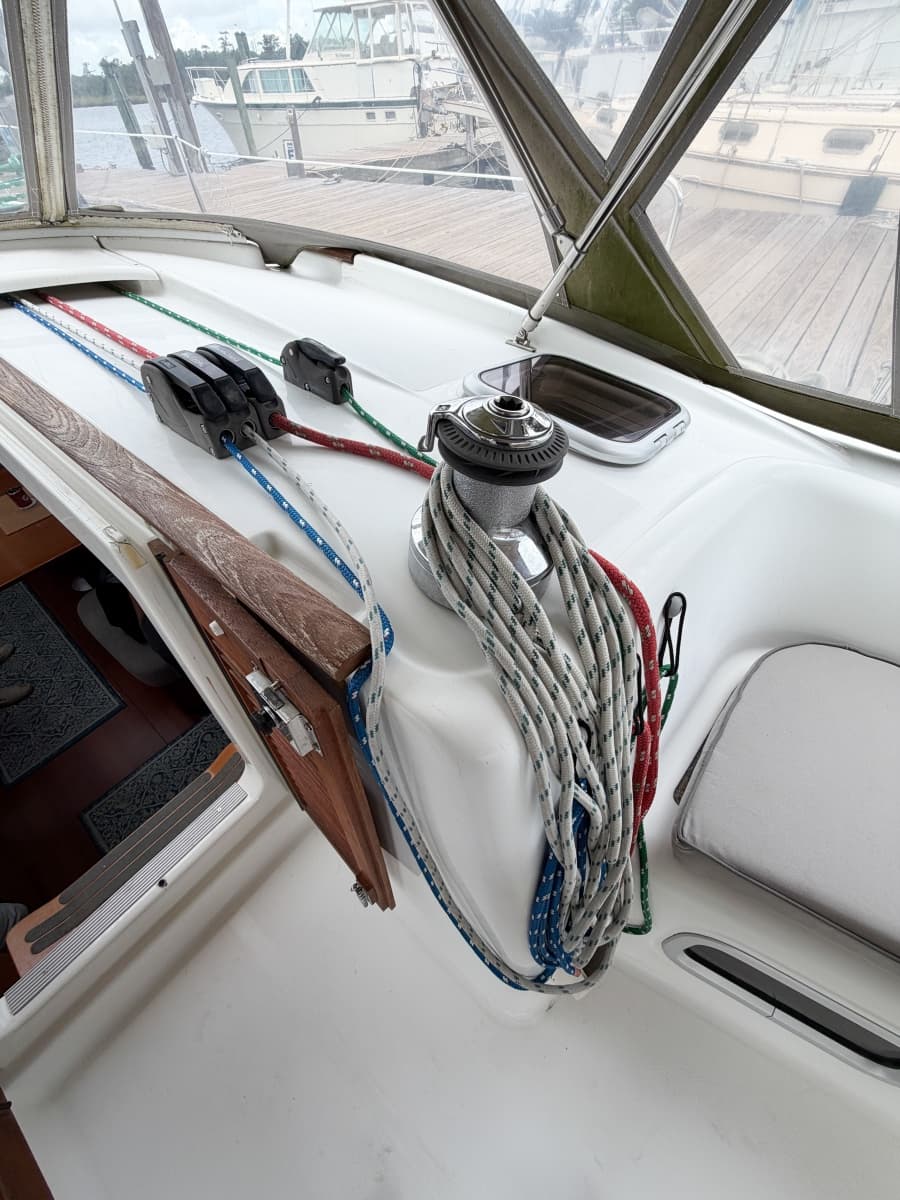 2009 Beneteau Oceanis 40 - Photo 28