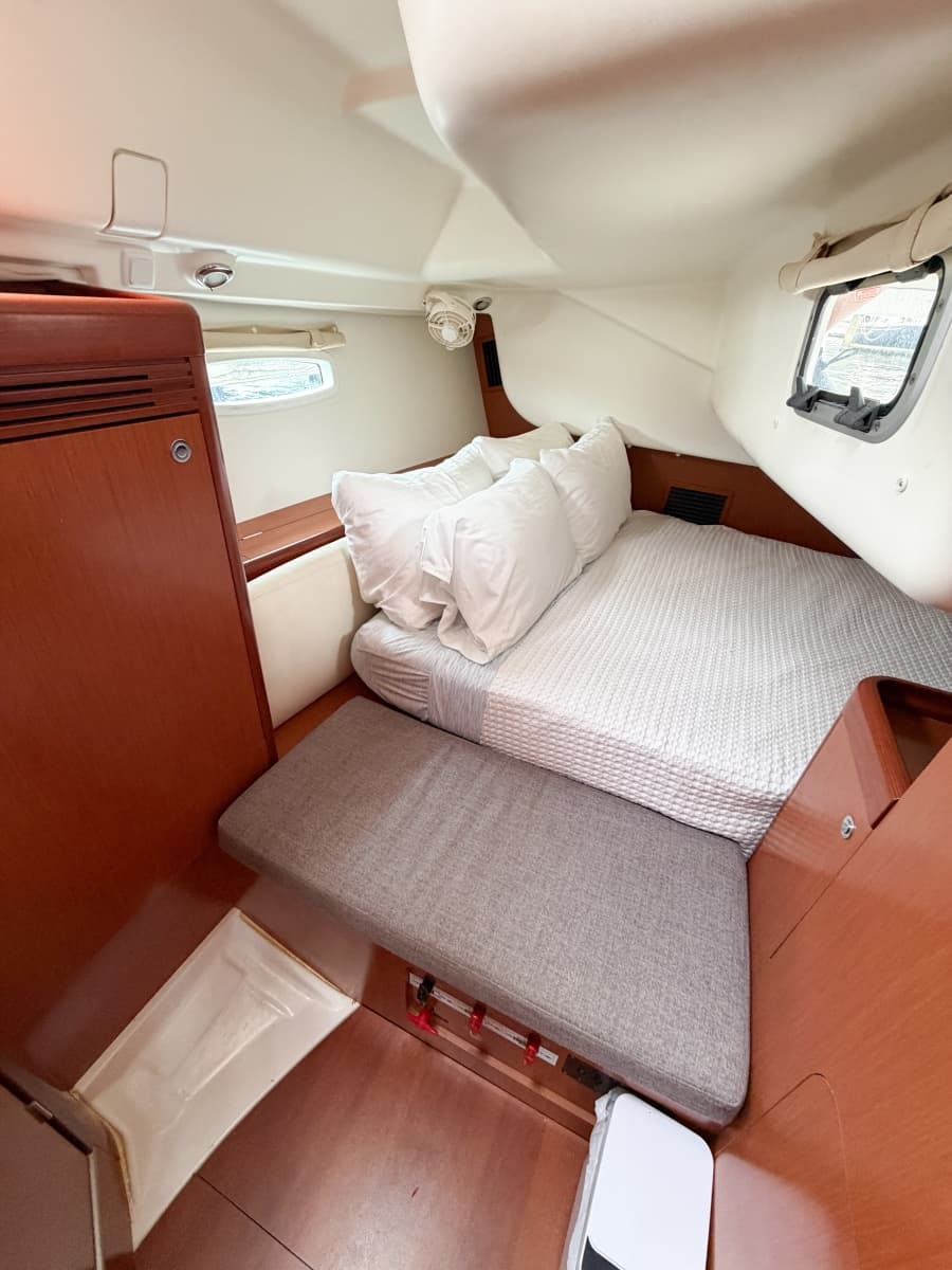2009 Beneteau Oceanis 40 - Photo 57