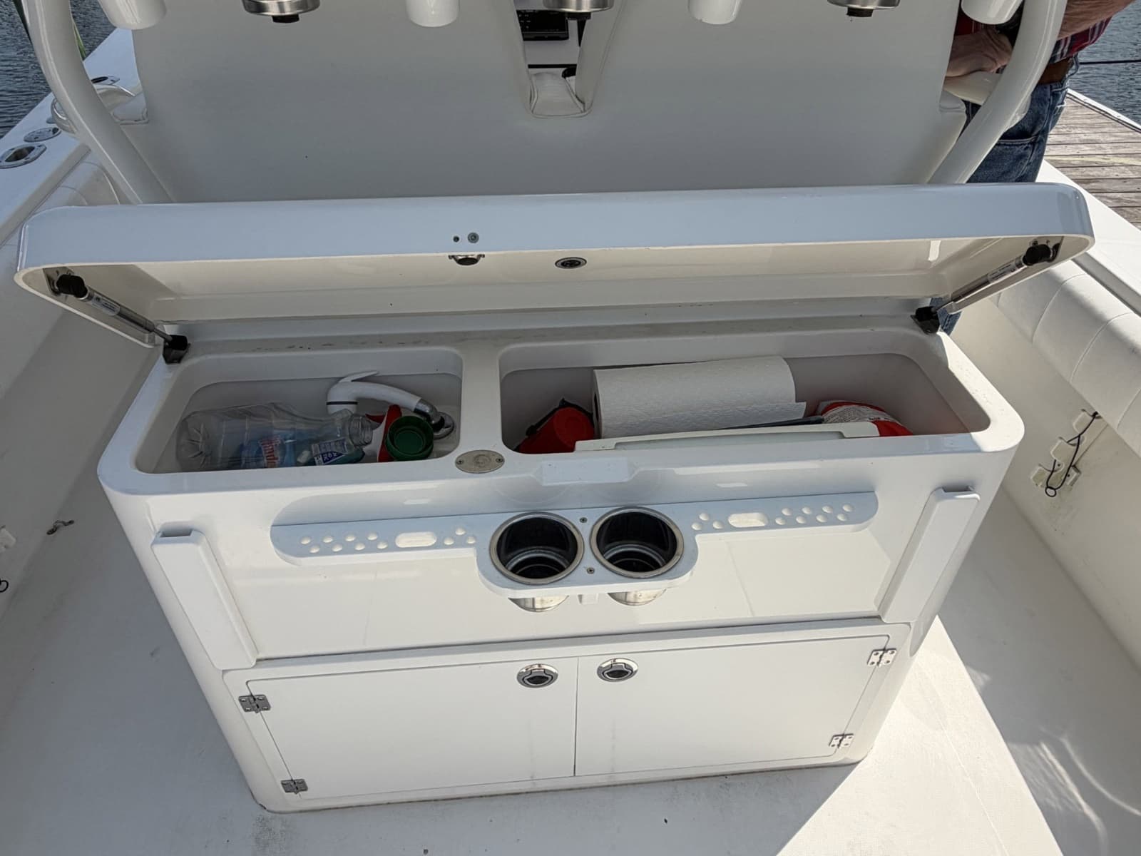 2015 Regulator 34 - Photo 8