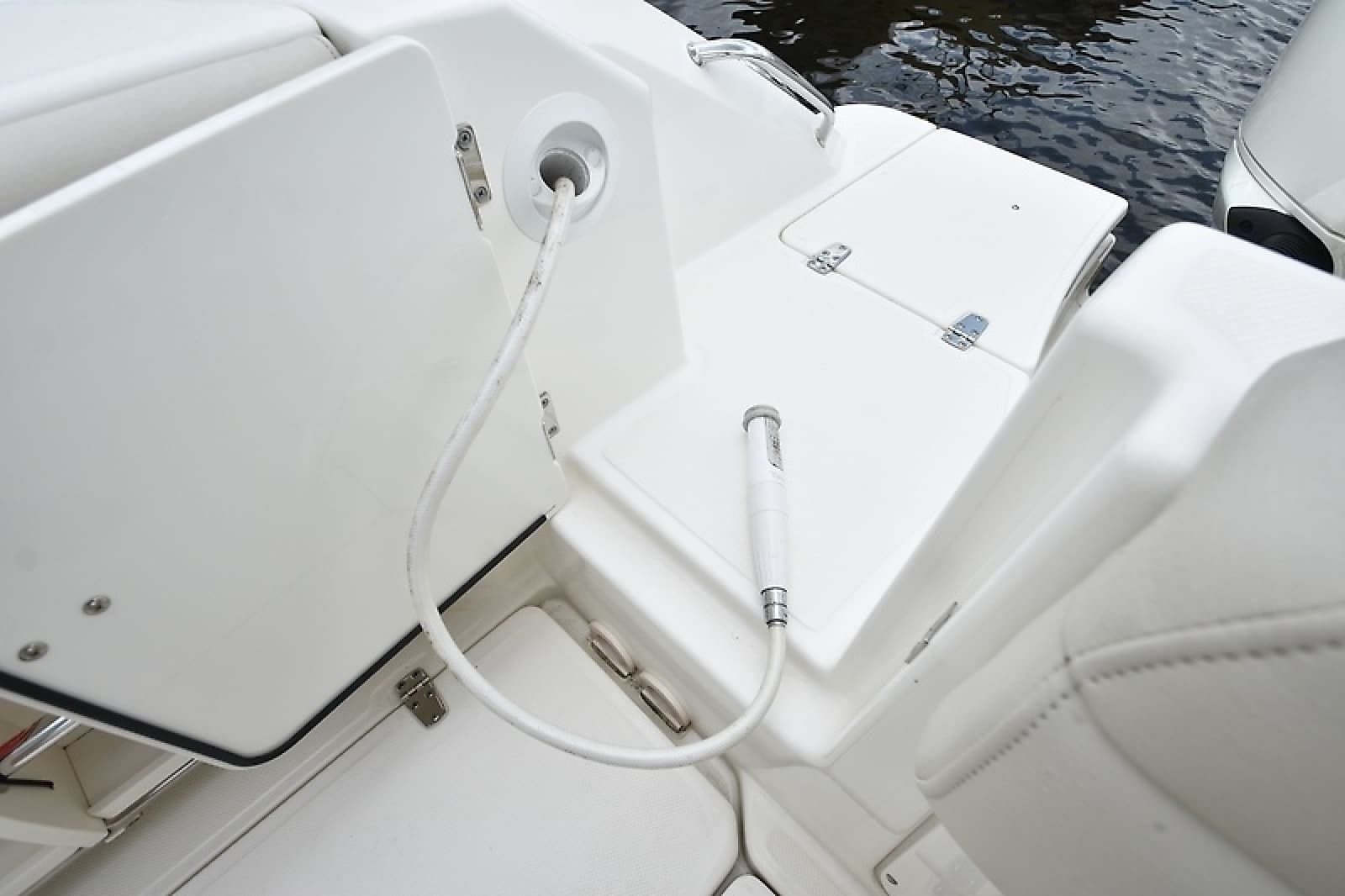 2022 Boston Whaler 250 Outrage - Photo 22