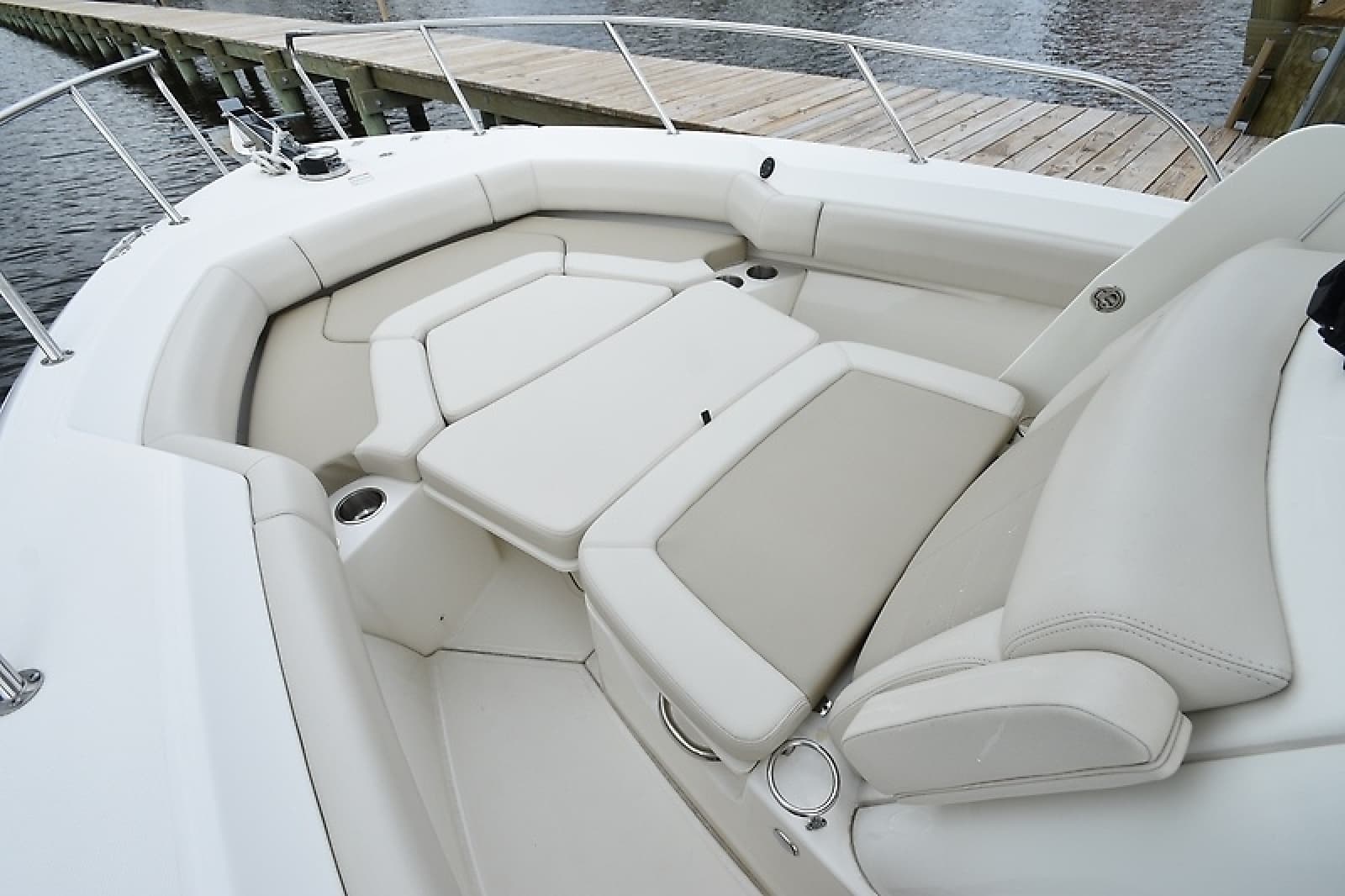 2022 Boston Whaler 250 Outrage - Photo 37