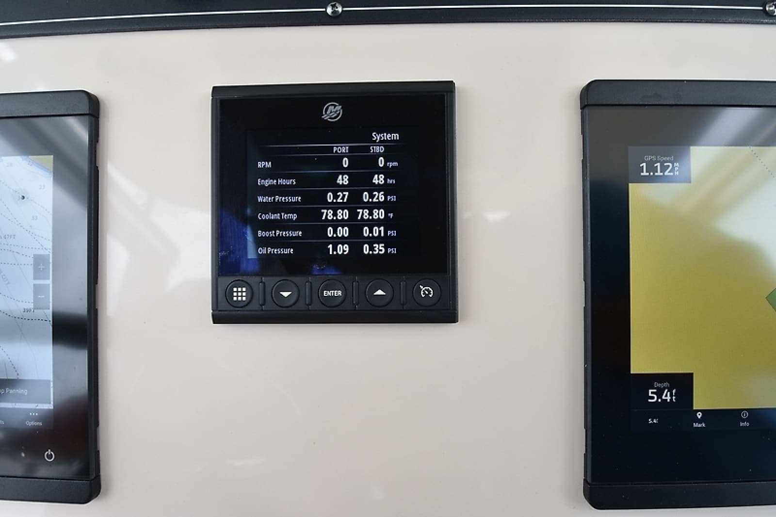 2022 Boston Whaler 250 Outrage - Photo 6