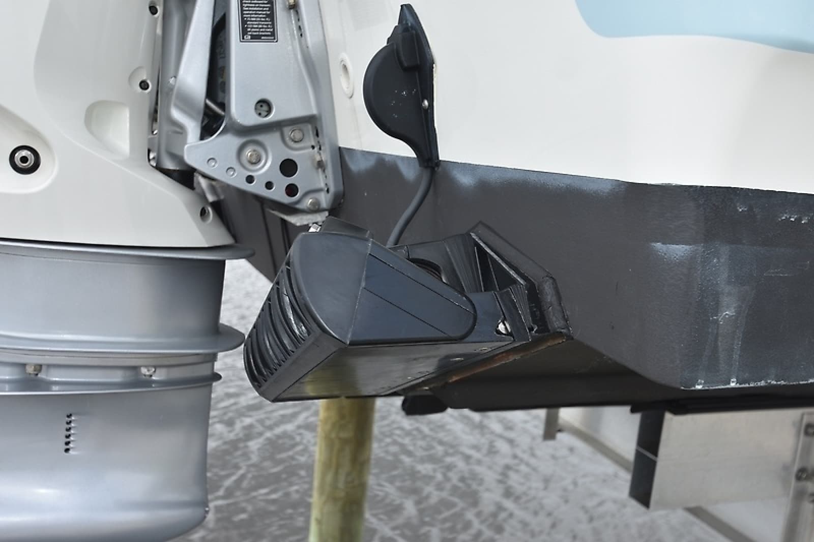 2022 Boston Whaler 250 Outrage - Photo 5